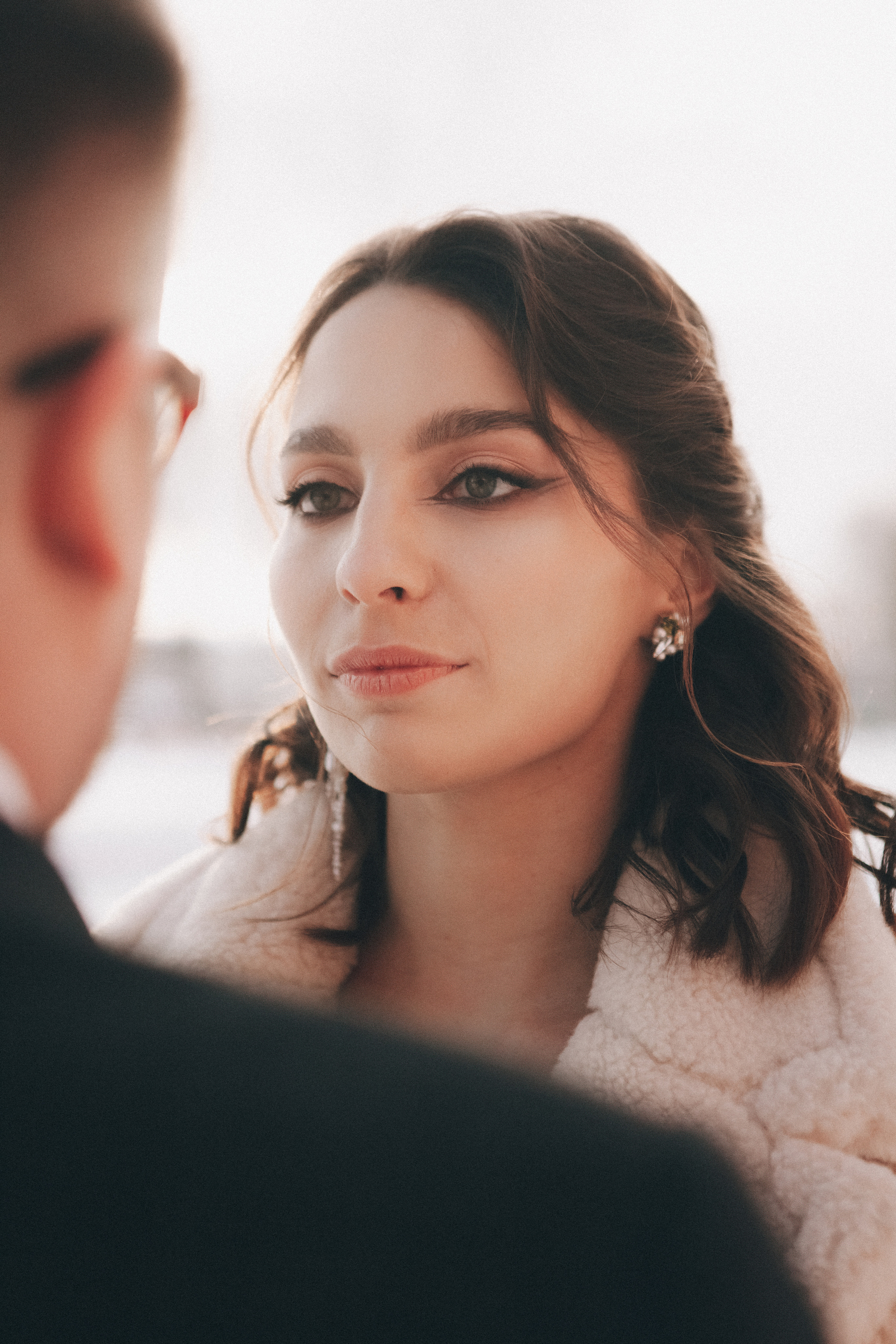 Свадебная фотосессия зимой в студии Москва. Свадебное фото и видео Москва Кристина Музыка