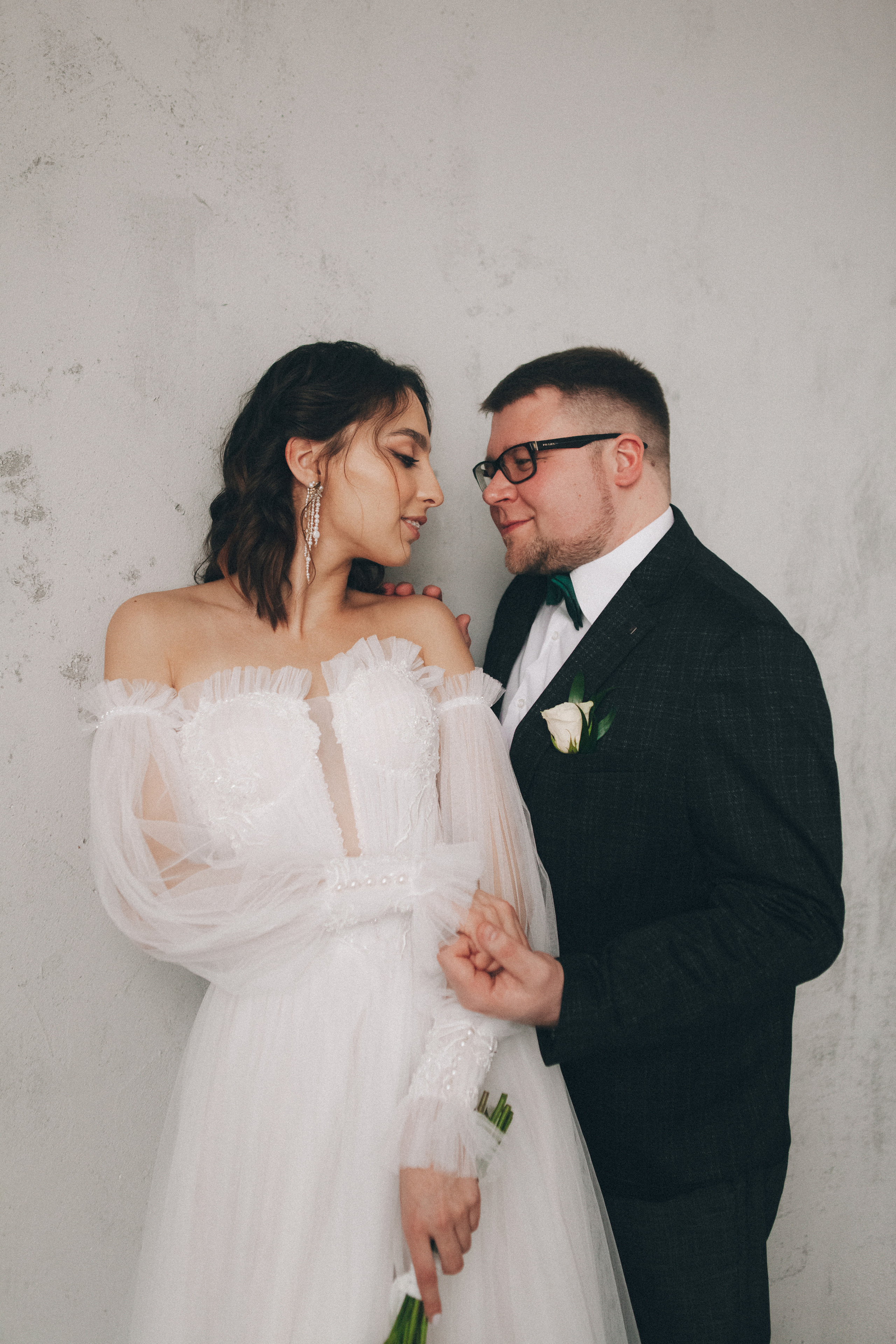 Свадебная фотосессия зимой в студии Москва. Свадебное фото и видео Москва Кристина Музыка