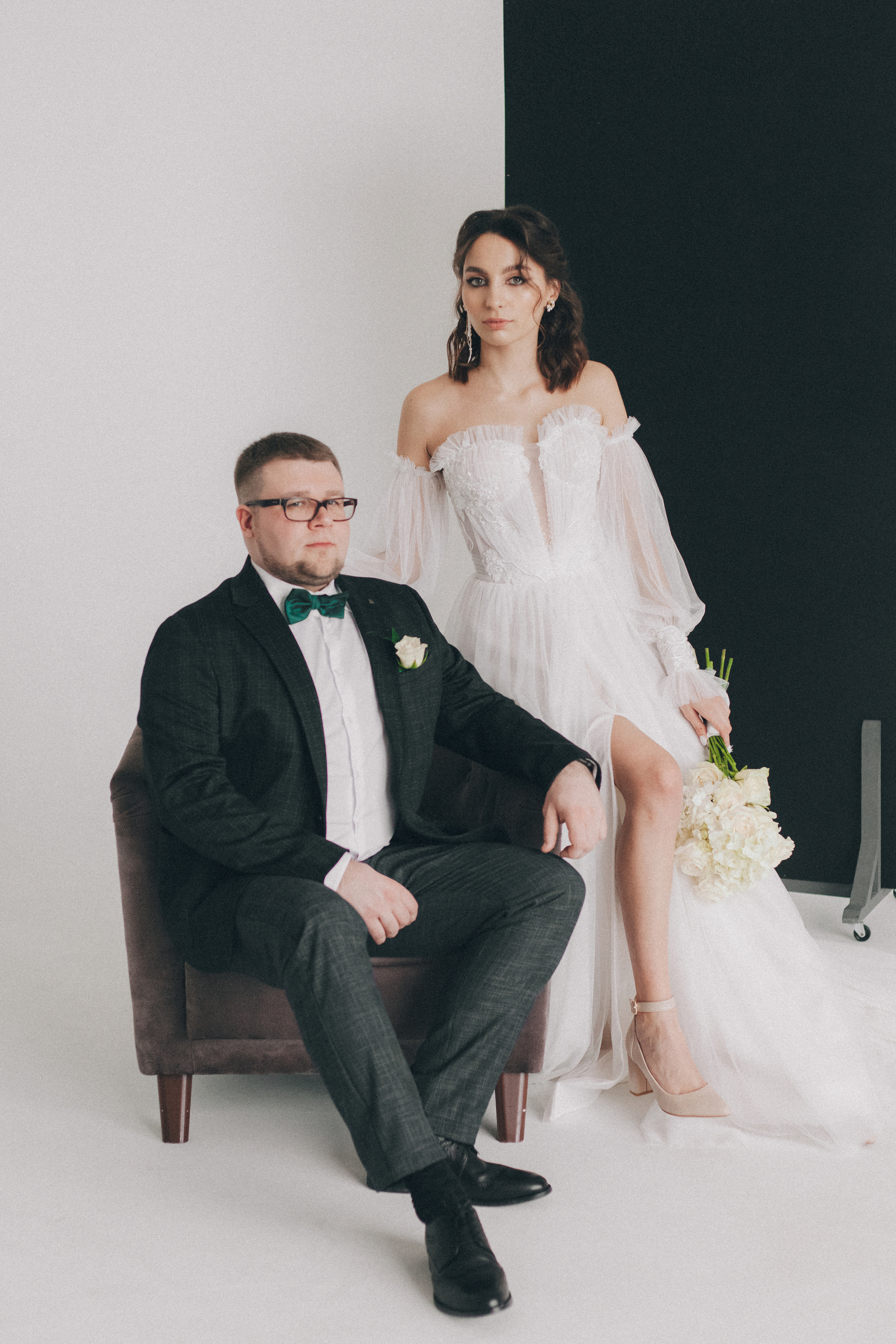 Свадебная фотосессия зимой в студии Москва. Свадебное фото и видео Москва Кристина Музыка