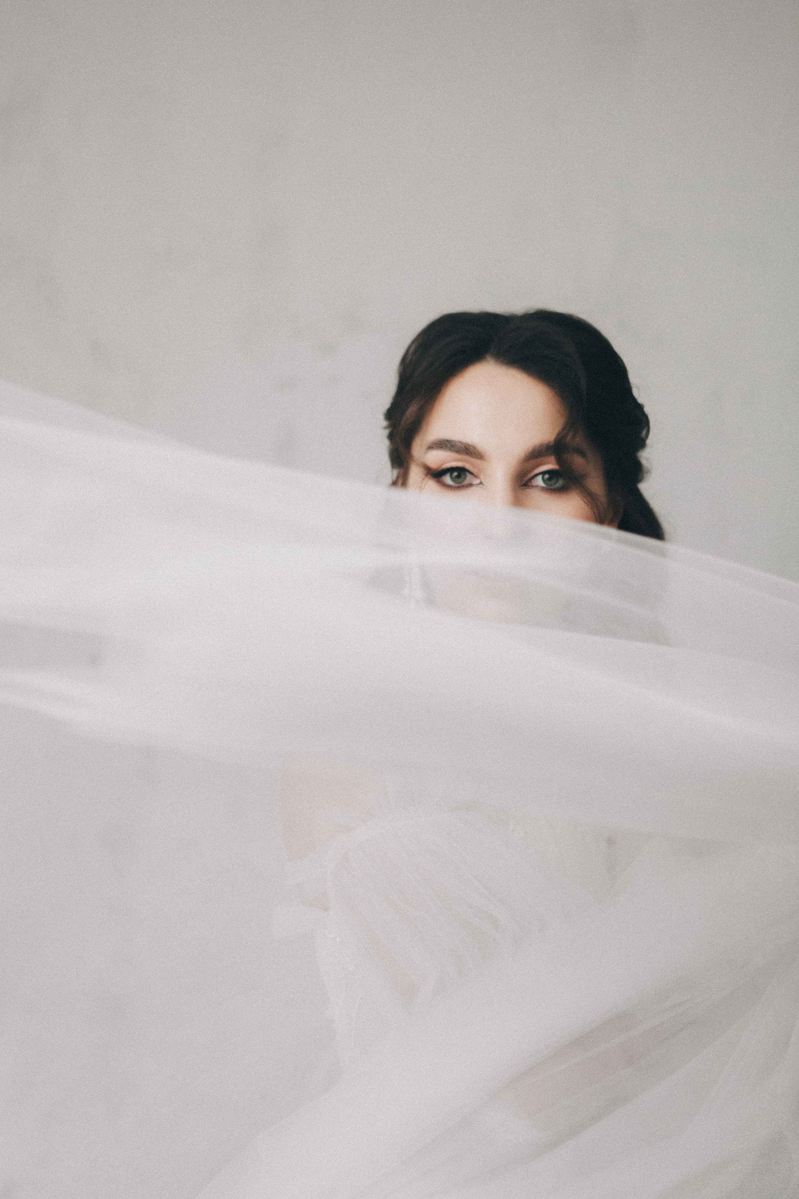 Свадебная фотосессия зимой в студии Москва. Свадебное фото и видео Москва Кристина Музыка