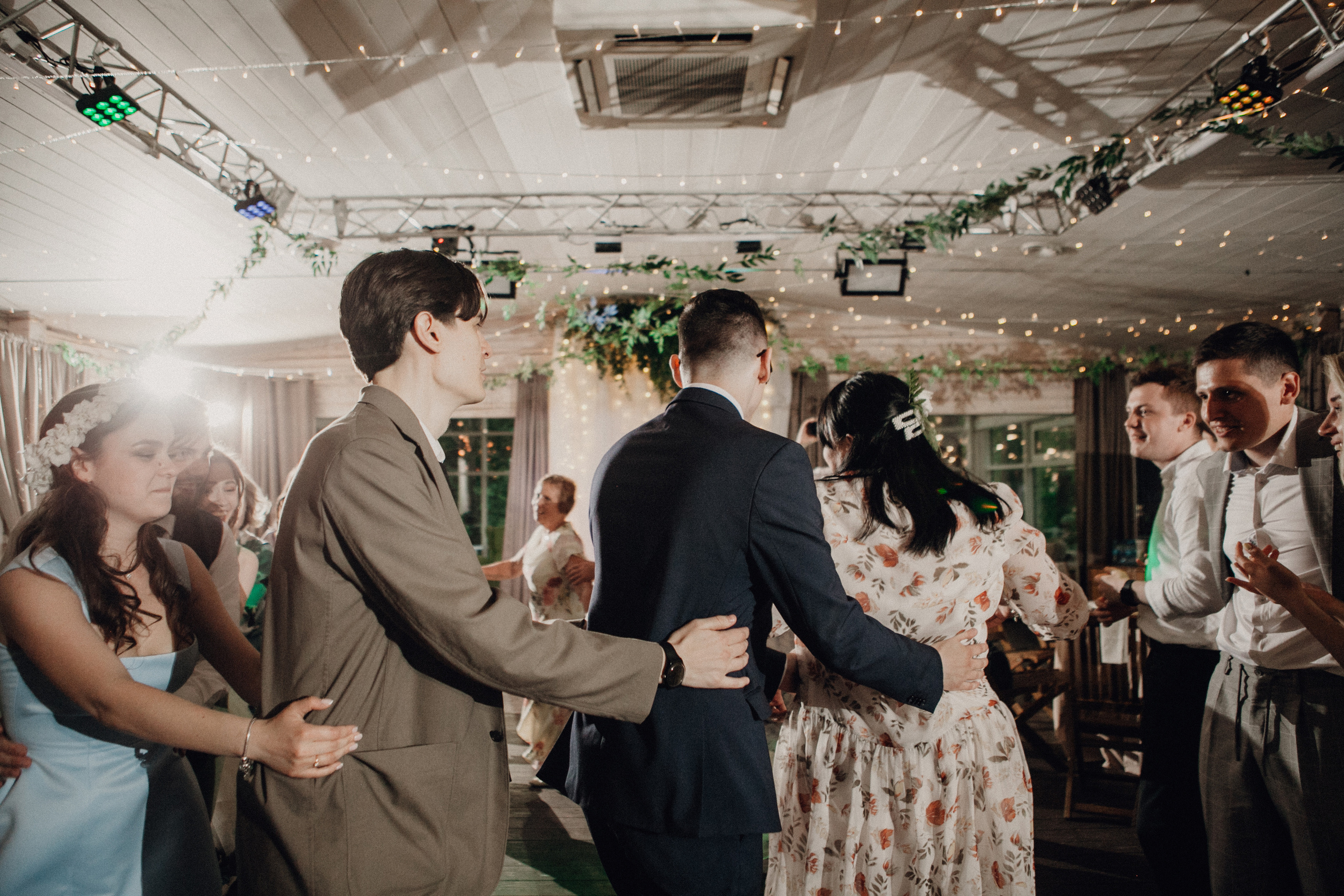 Свадьба на природе. Свадебное фото и видео Москва Кристина Музыка