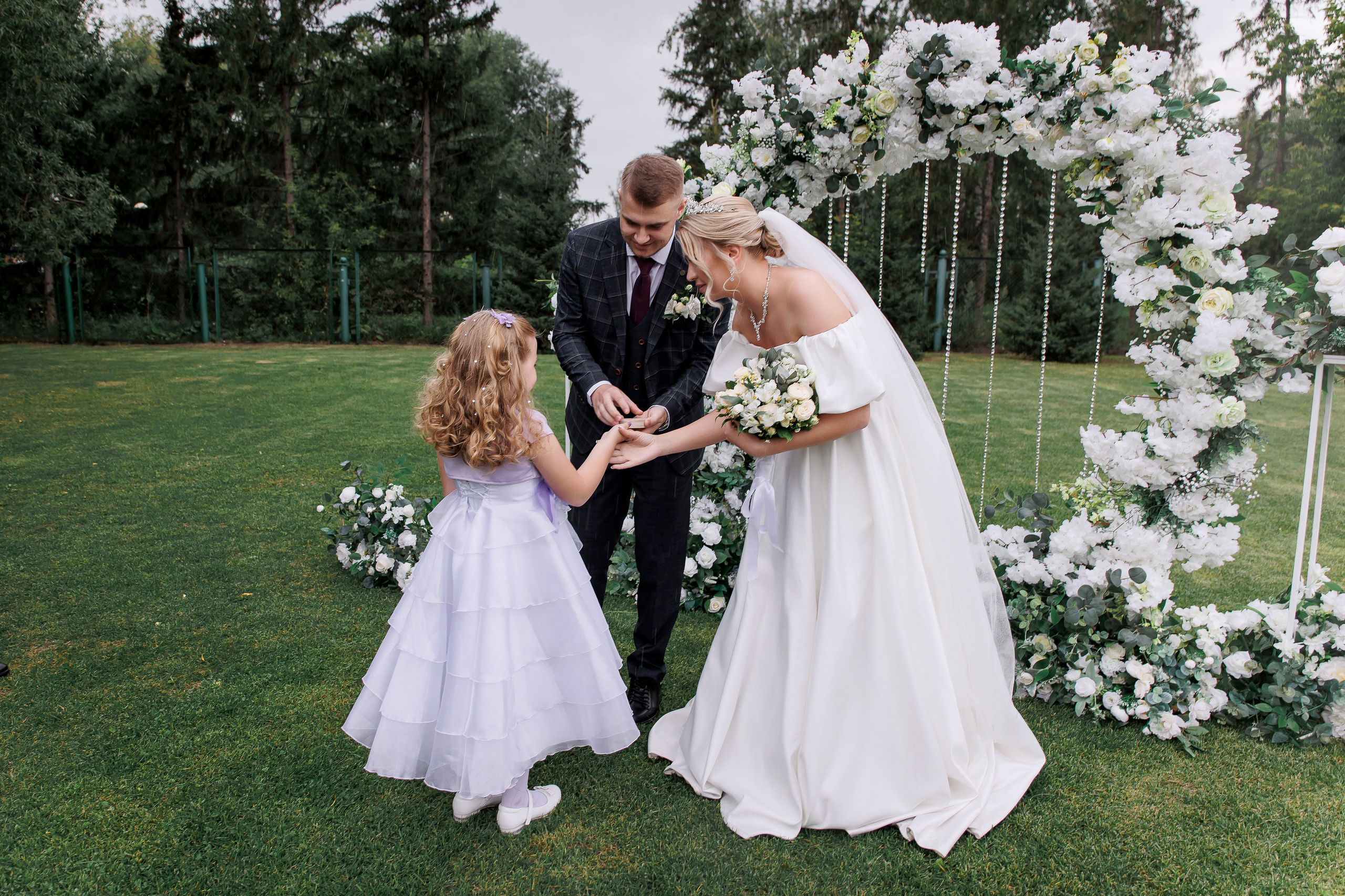 Екатерина и Евгений. Свадебный фотограф в Омске Яна Савина