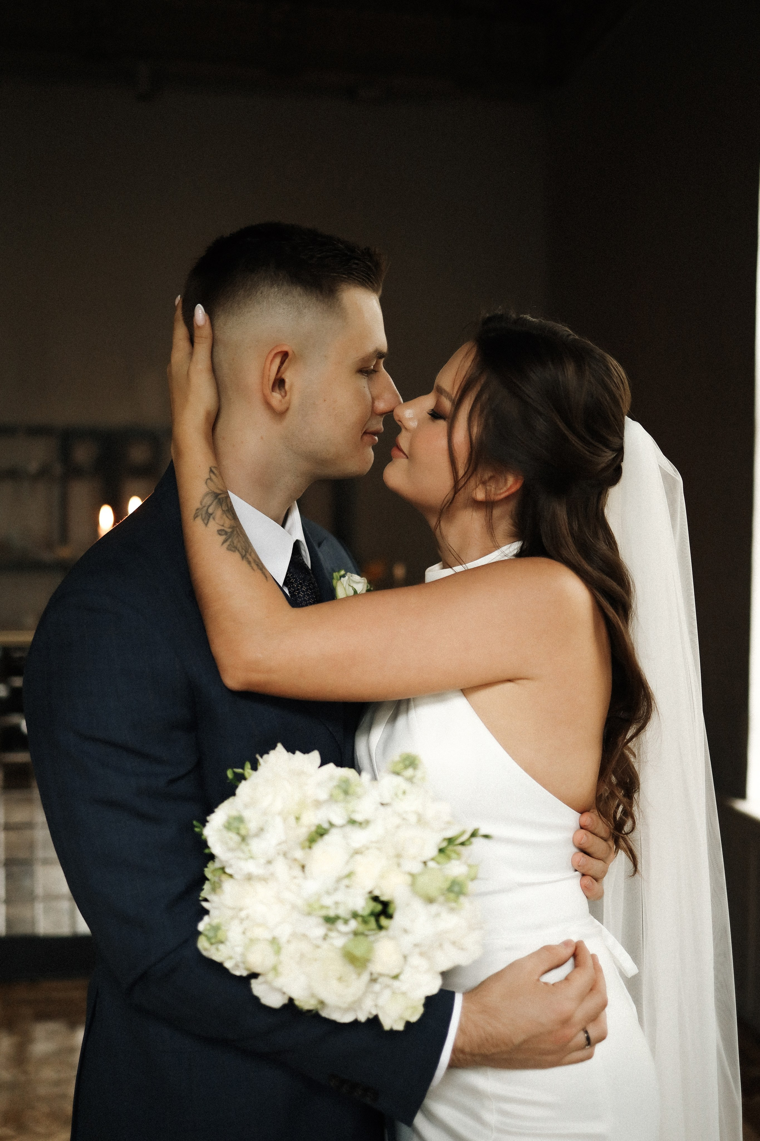 М. + В. Таганский загс, студийная лавстори. Семейный и lovestory фотограф в Москве Светлана Коняхина