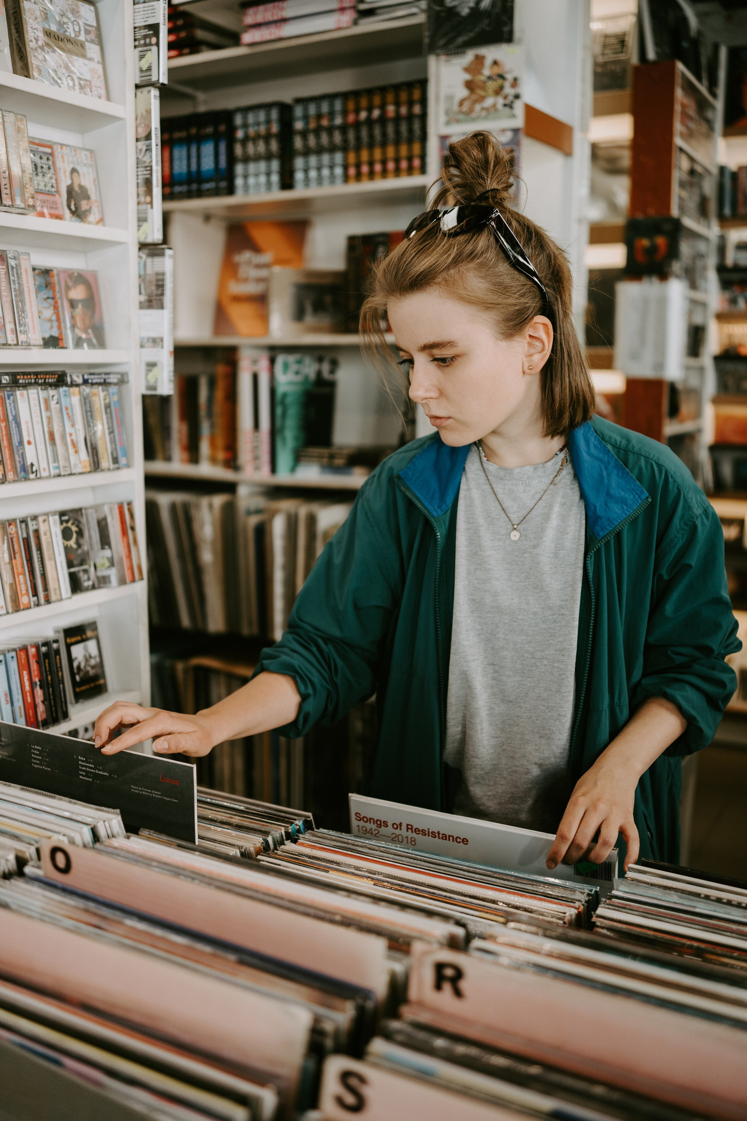 Фотосъемка на улице в магазине винла