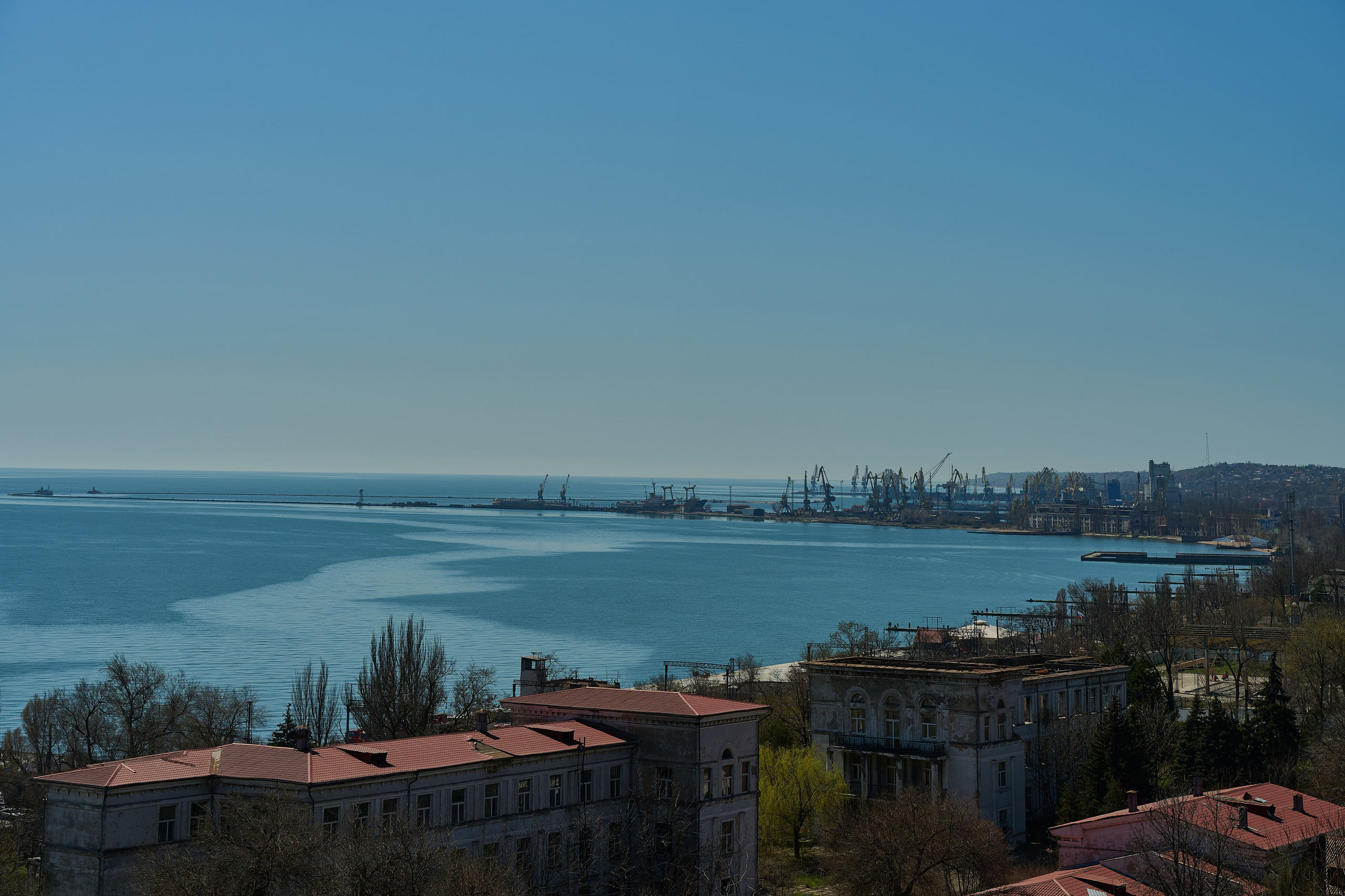 Мариуполь. Апрель 2024. Фотограф Роман Адлер