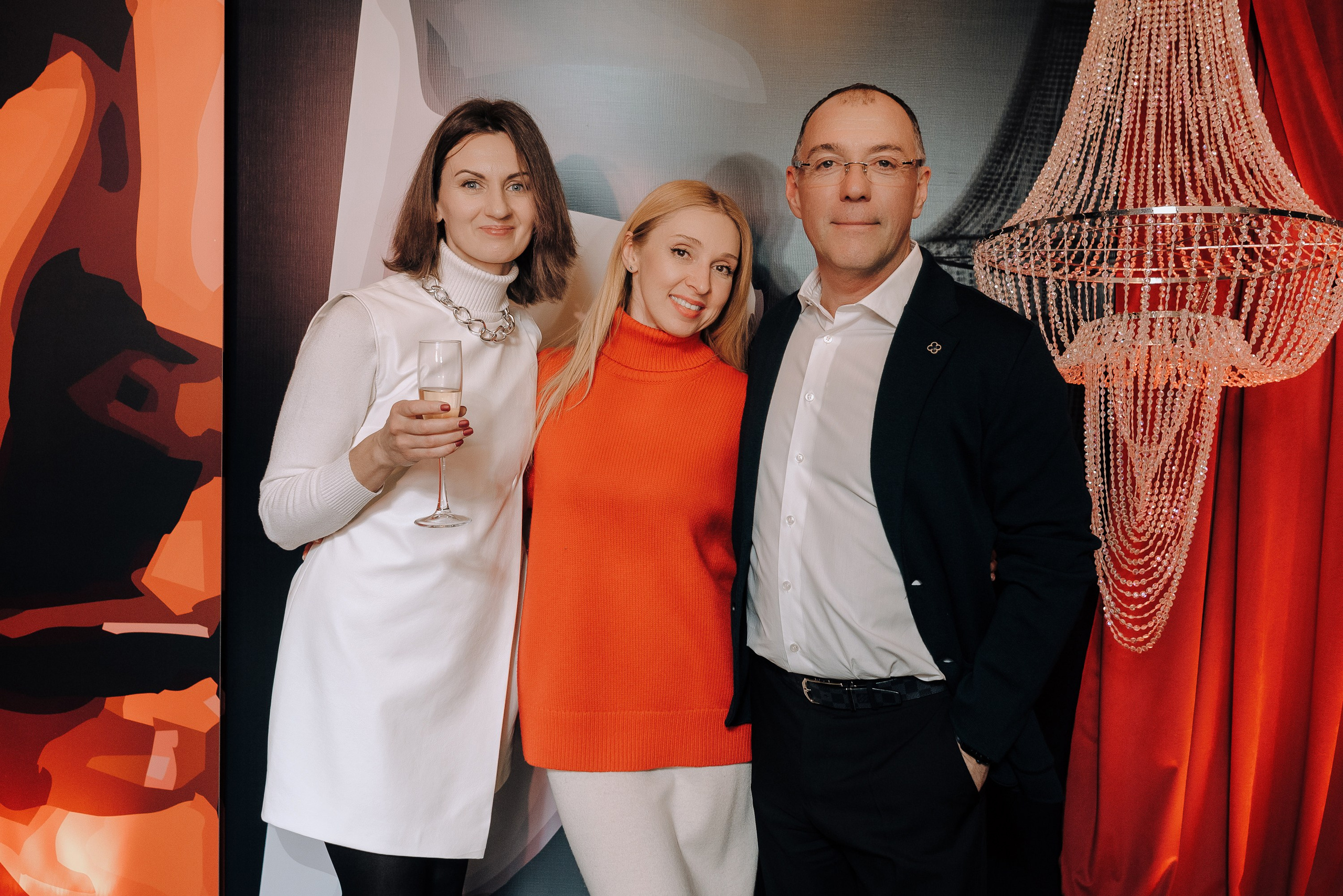 СПЕКТАКЛЬ «ВОЛШЕБНЫЕ ОЧКИ» ОПТИК-ЦЕНТР. Репортажный фотограф Зуев Роман г. Челябинск