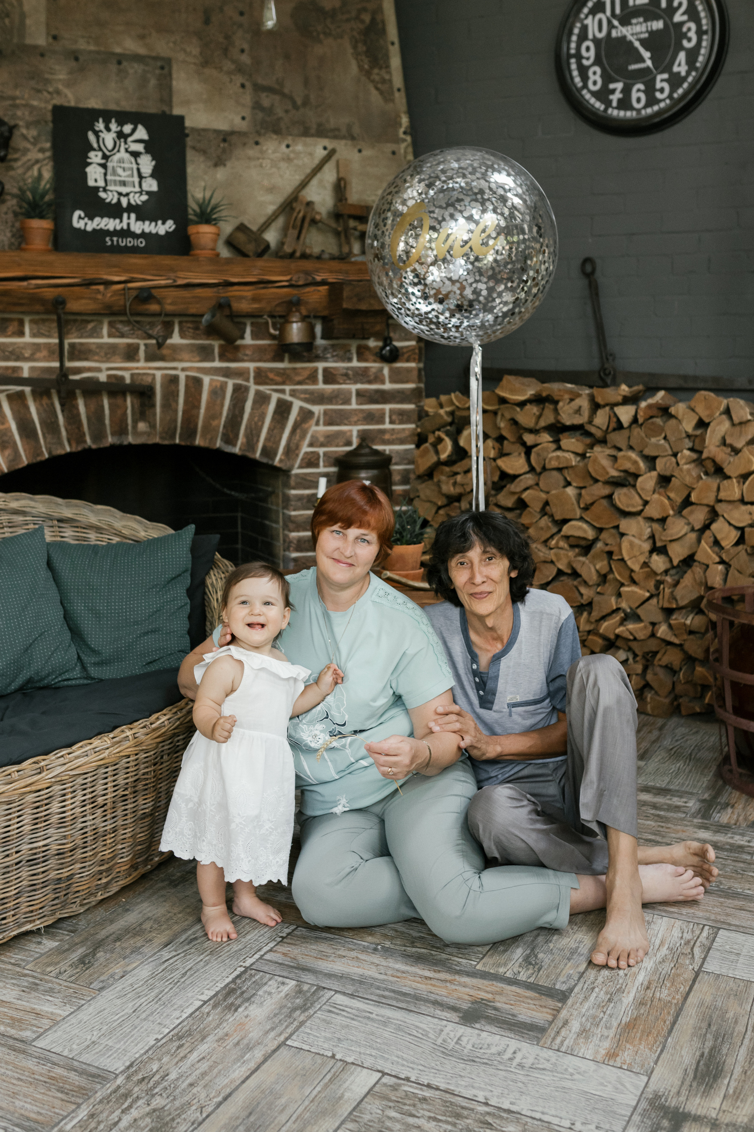 Настя и Ильдар. Год Карине. Семейный фотограф в г. Ростову-на-Дону Козлова Евгения