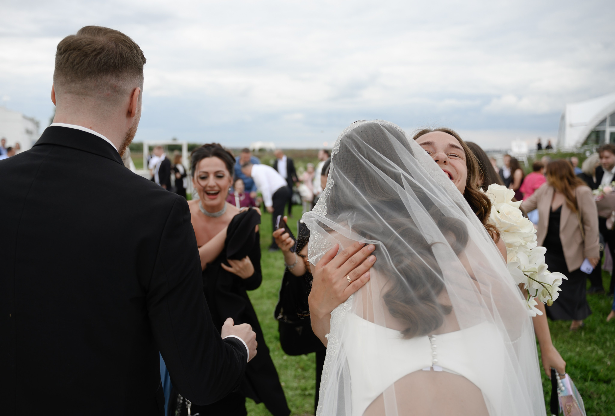 Женя & Марина, Загородная Свадьба на берегу озера. Свадебный фотограф Тюмень Анастасия Битная