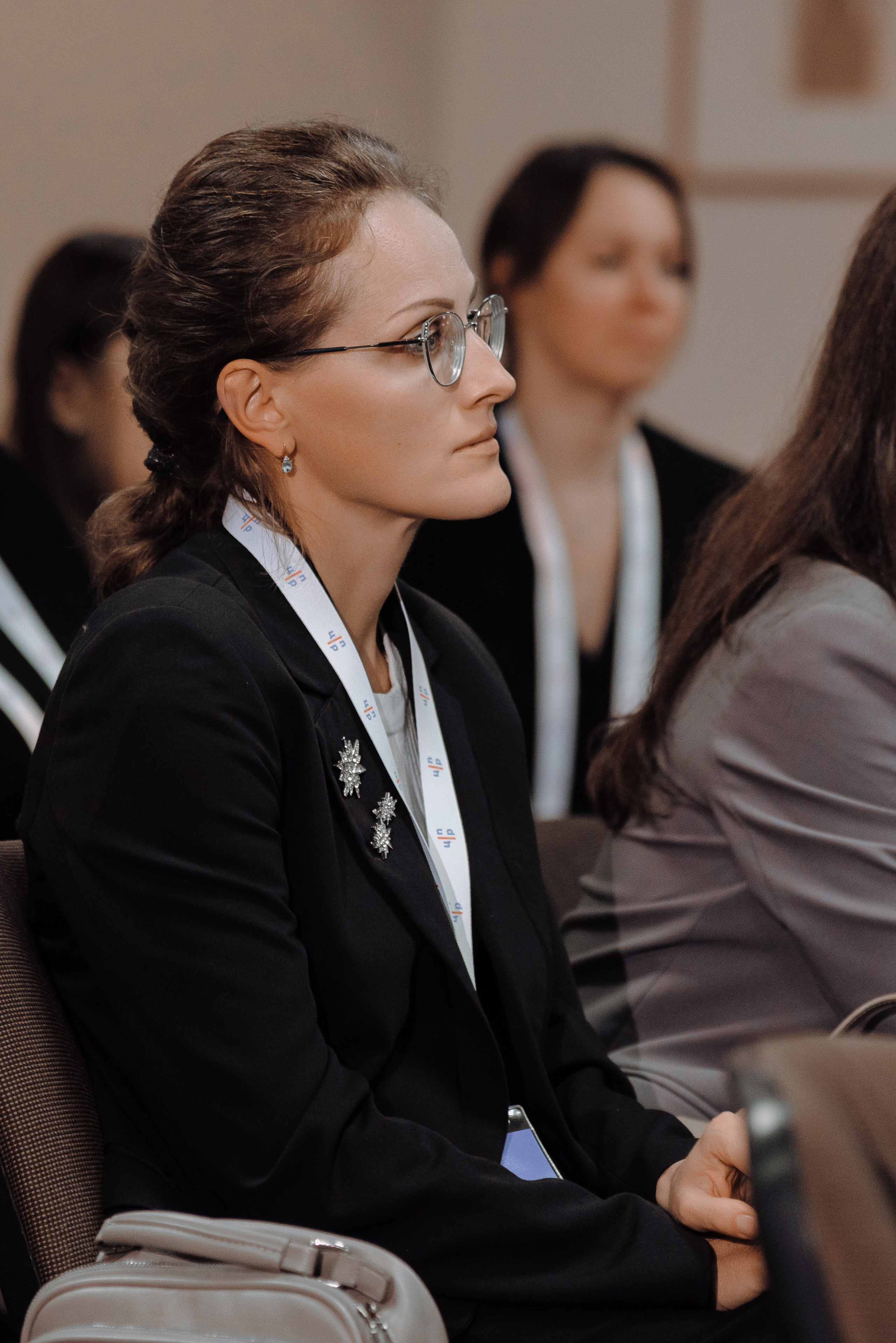 ОБЛАСТНАЯ КОНФЕРЕНЦИЯ «РАЗВИТИЕ ТУРИЗМА В ЧЕЛЯБИНСКОЙ ОБЛАСТИ». Репортажный фотограф Зуев Роман г. Челябинск