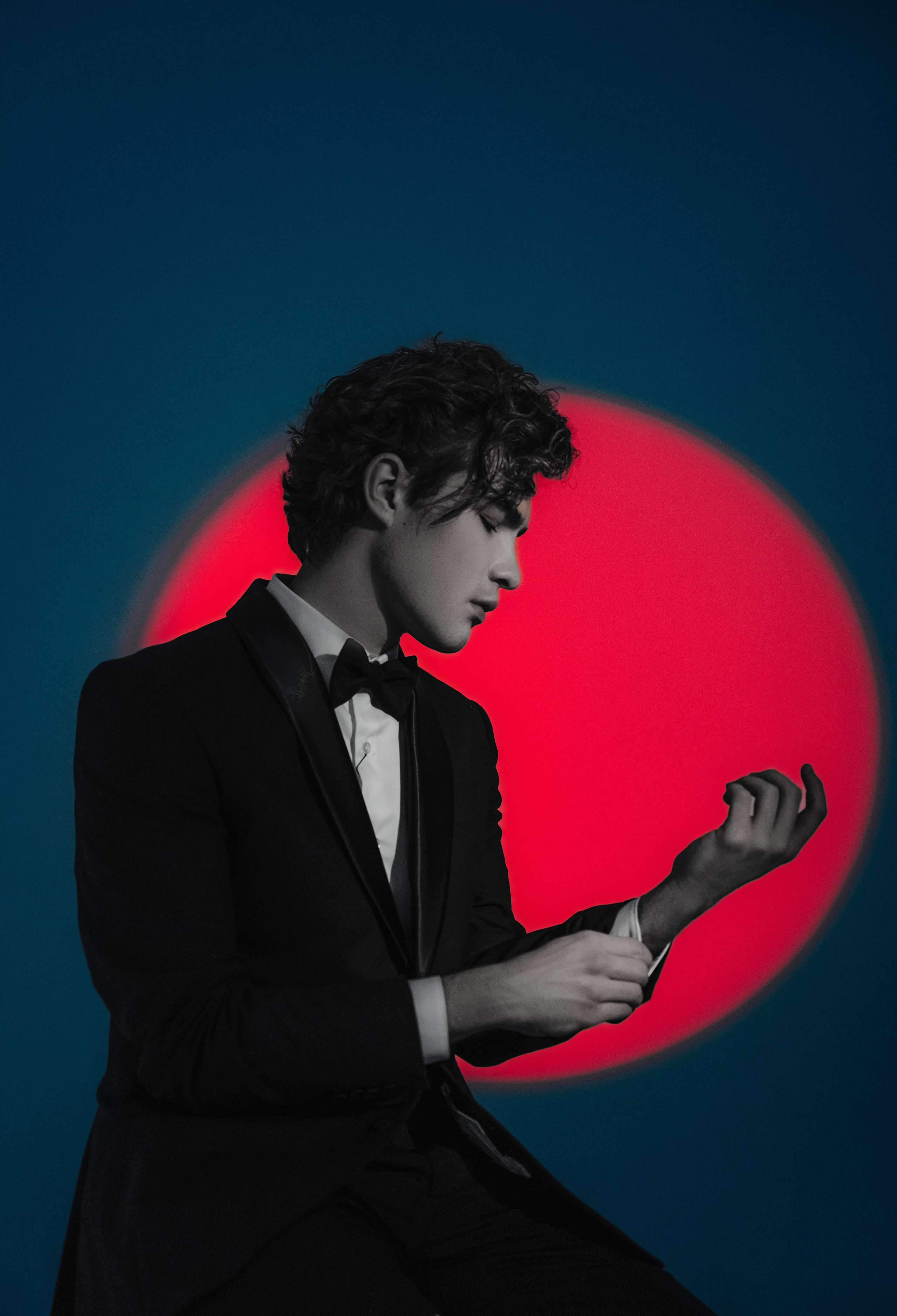 Выставка " Closing the loop». Фотограф Санкт-Петербург. Воплощу ваши идеи в жизнь!