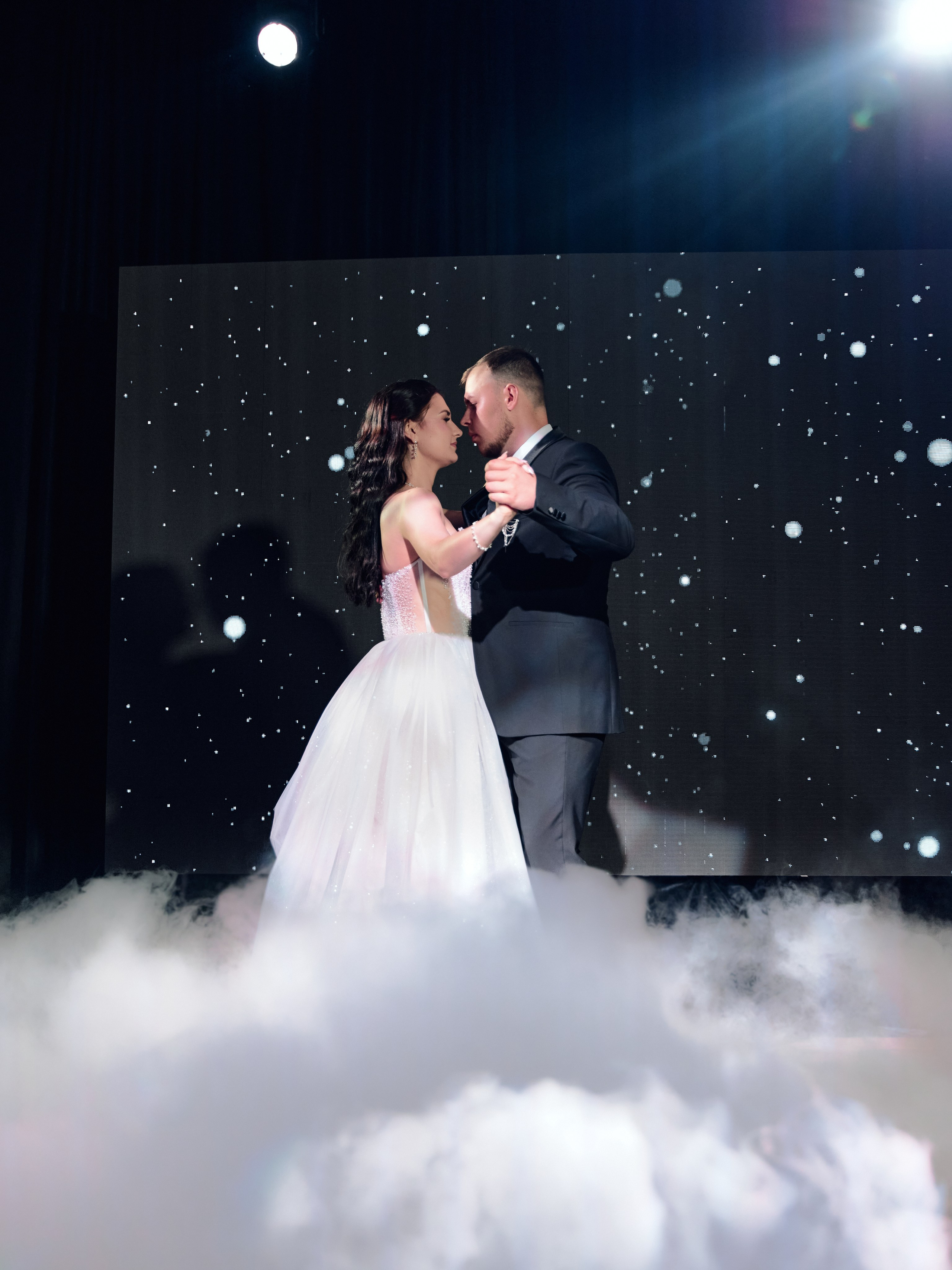 Я&В. Լեոնիդ Կորնիլև՝ լուսանկարիչ և տեսանկարահանող Երևանում
