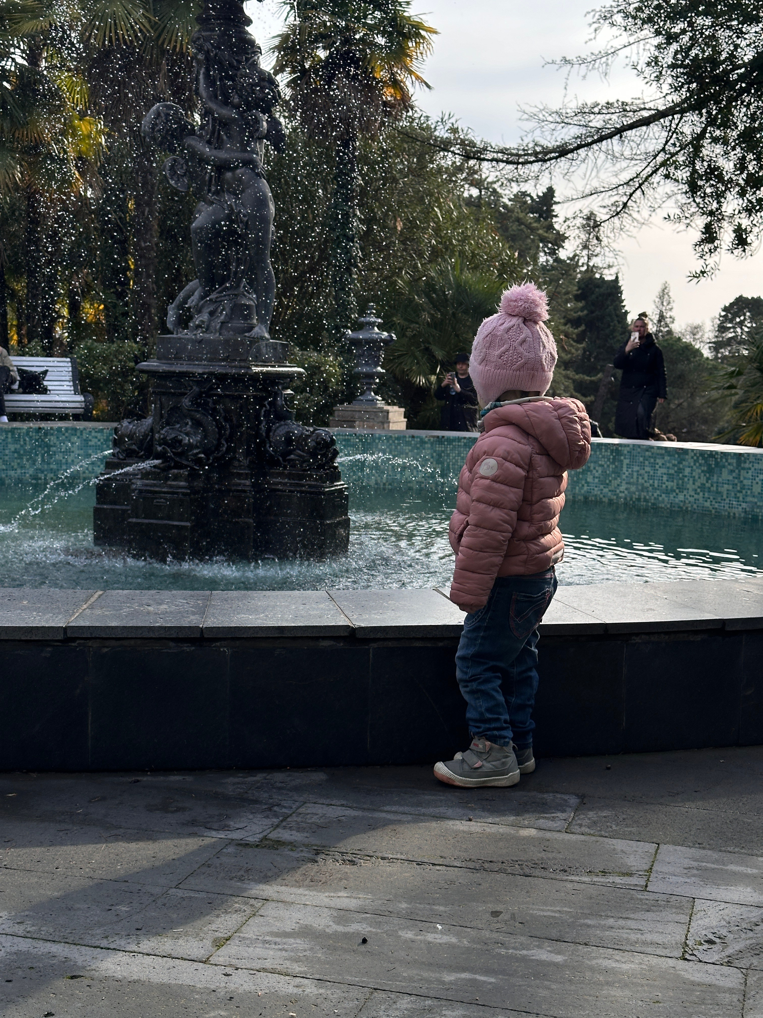 Дети. Смотри, красота!