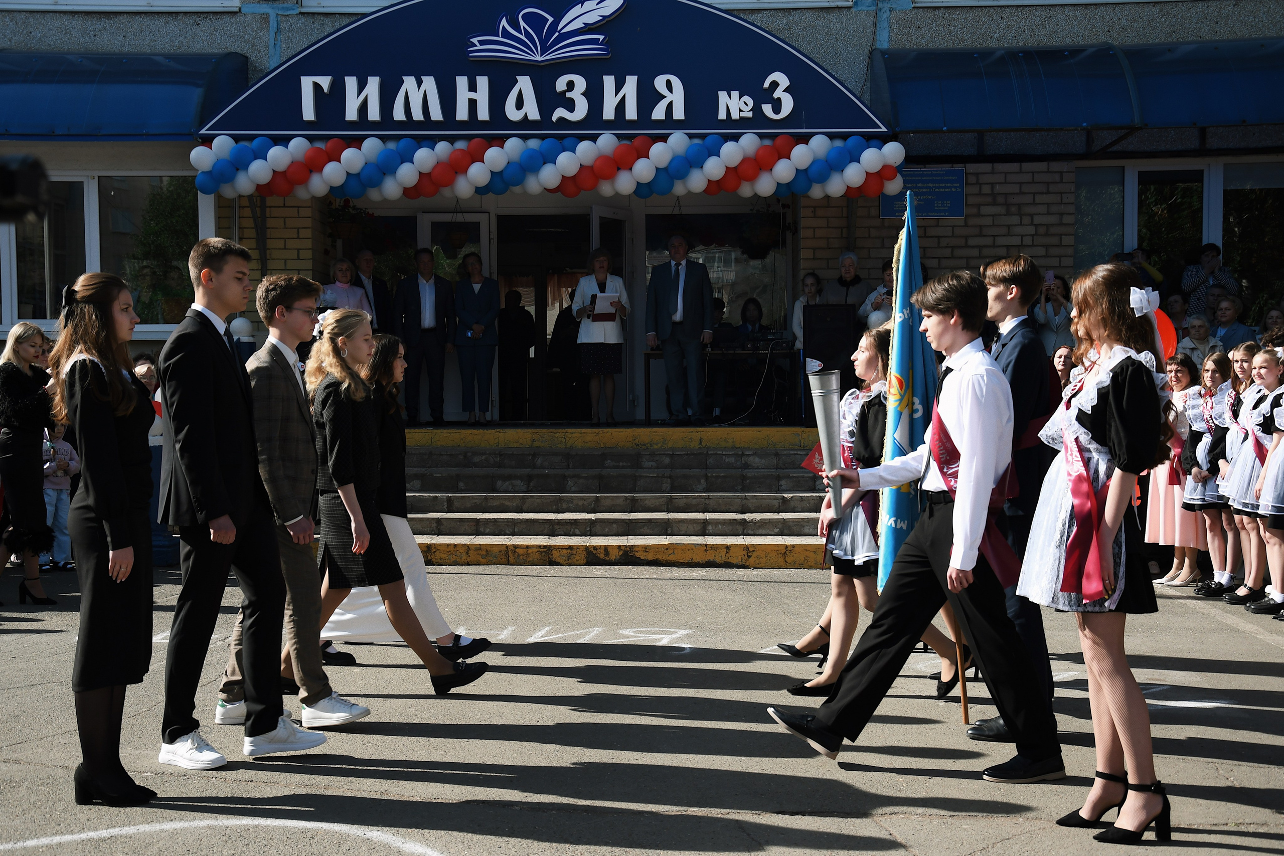 Линейка Гимназия Nº3. Фотограф Оренбург I Кристина Подольская