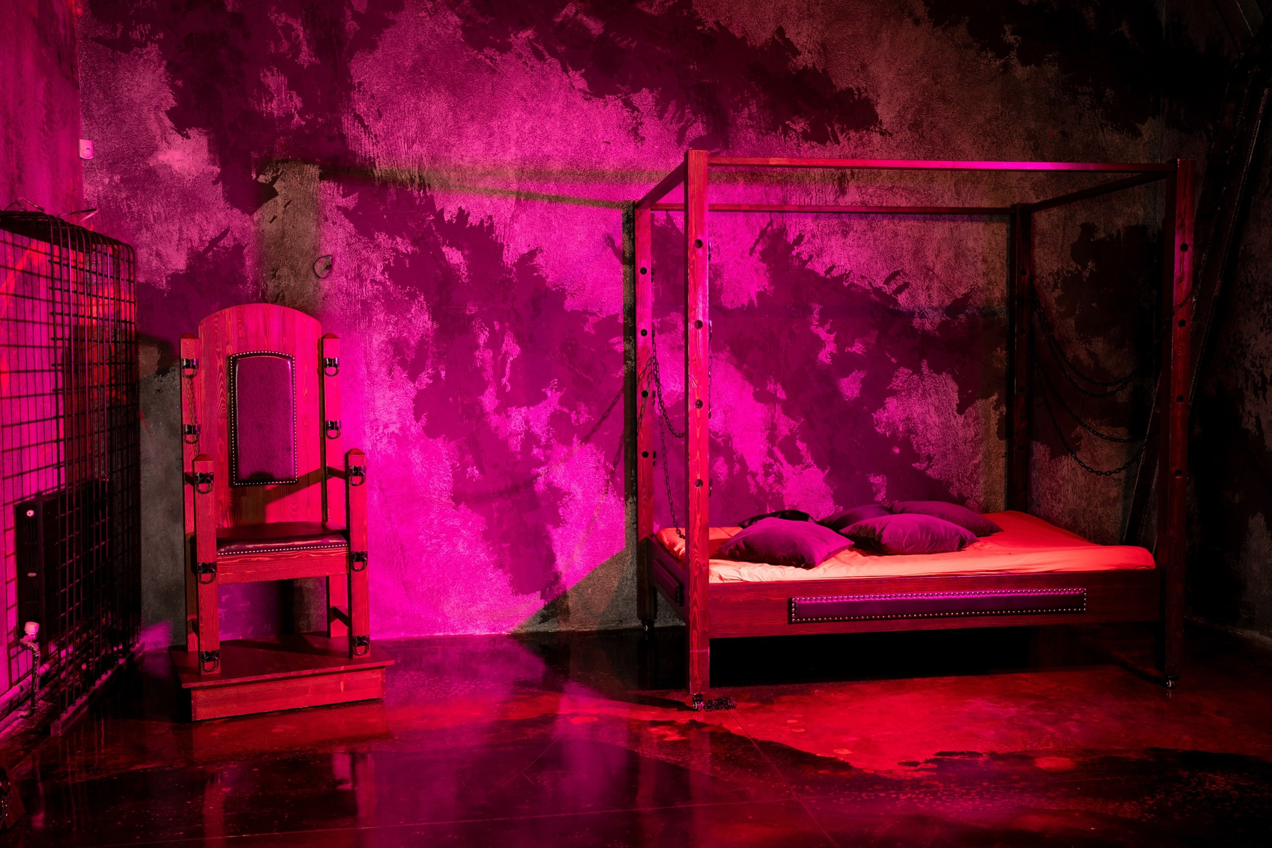 Студия Мун зал Темный, 1700 руб. в час. Классный фотограф Красноярска Васильева Ирина