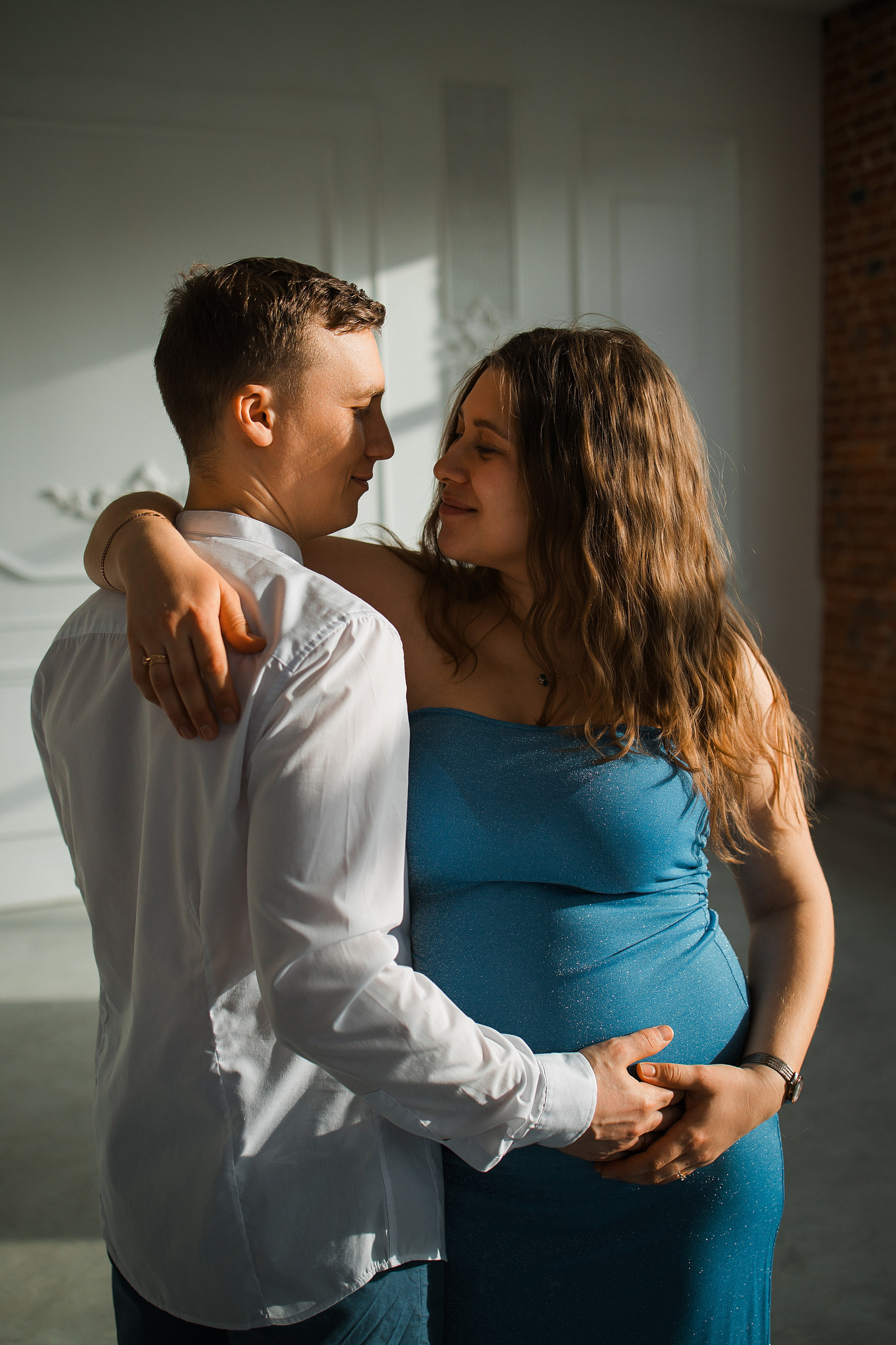 Романтическая фотосъемка в фотостудии. Выпускные альбомы в Серпухове