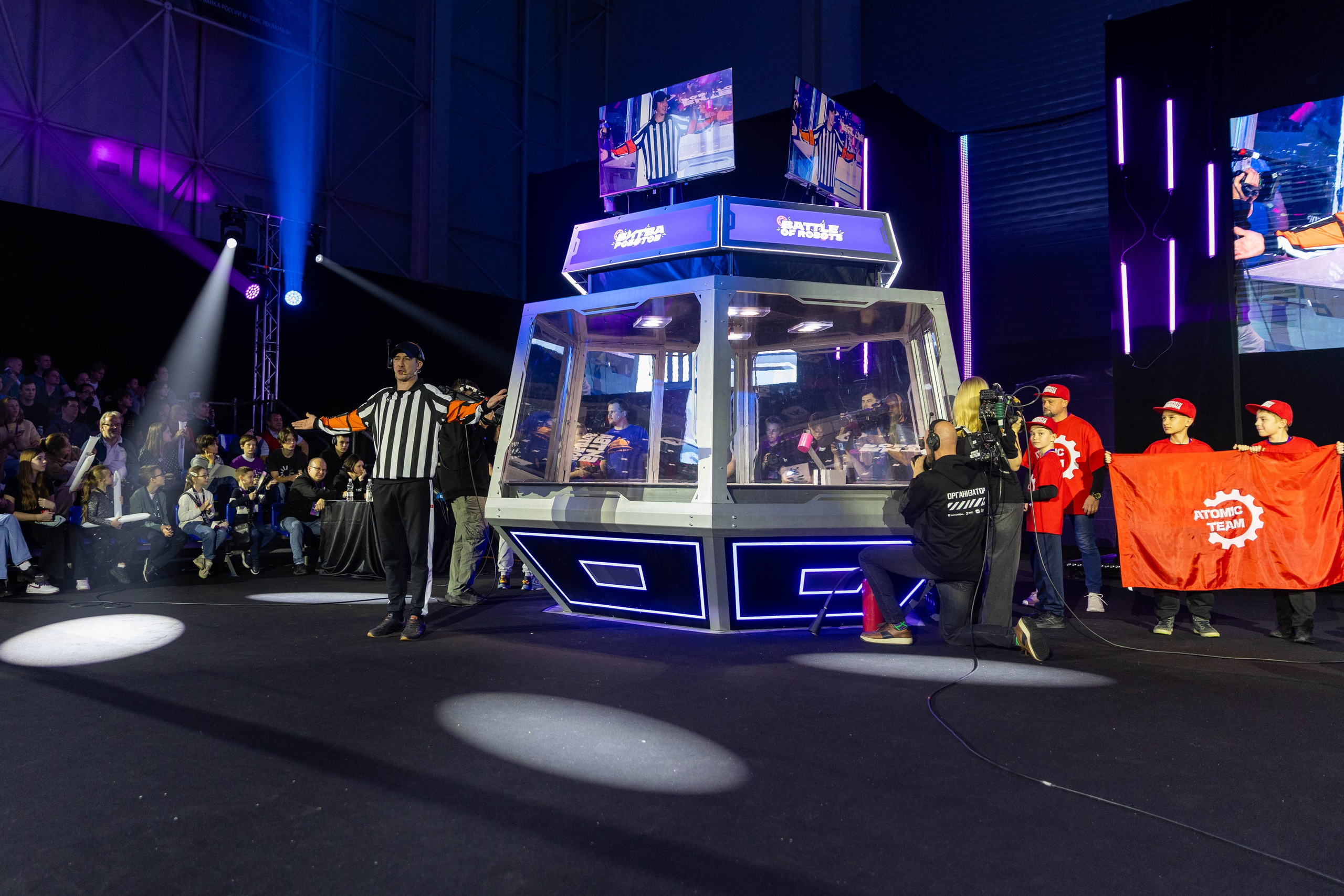 ИКС Холдинг.Чемпионат «Битва роботов». Репортажный фотограф в Москве Зуйко Оксана