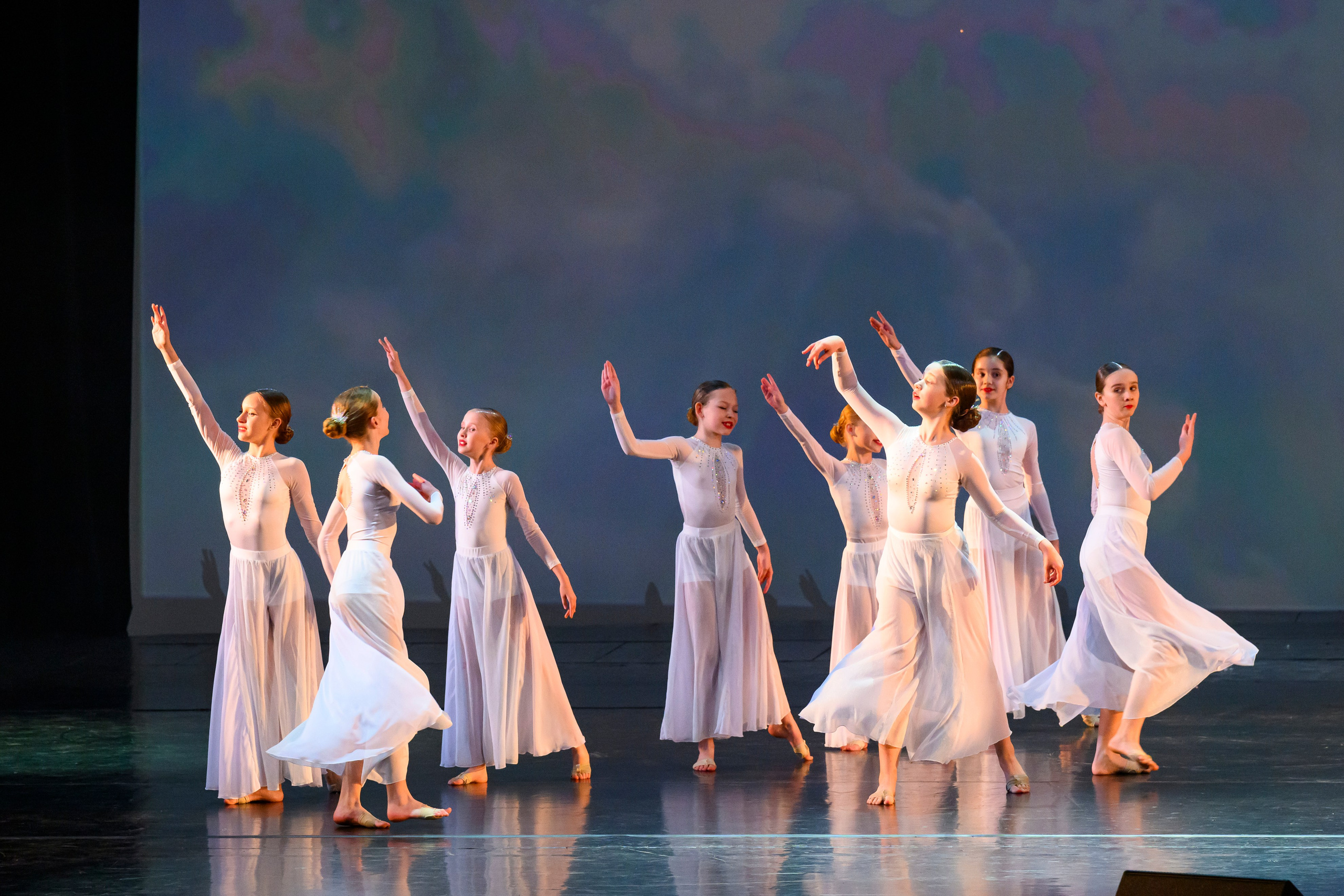 23 апреля, часть 1, БКЗ Октябрьский, г. Санкт-Петербург. Золотое яблочко