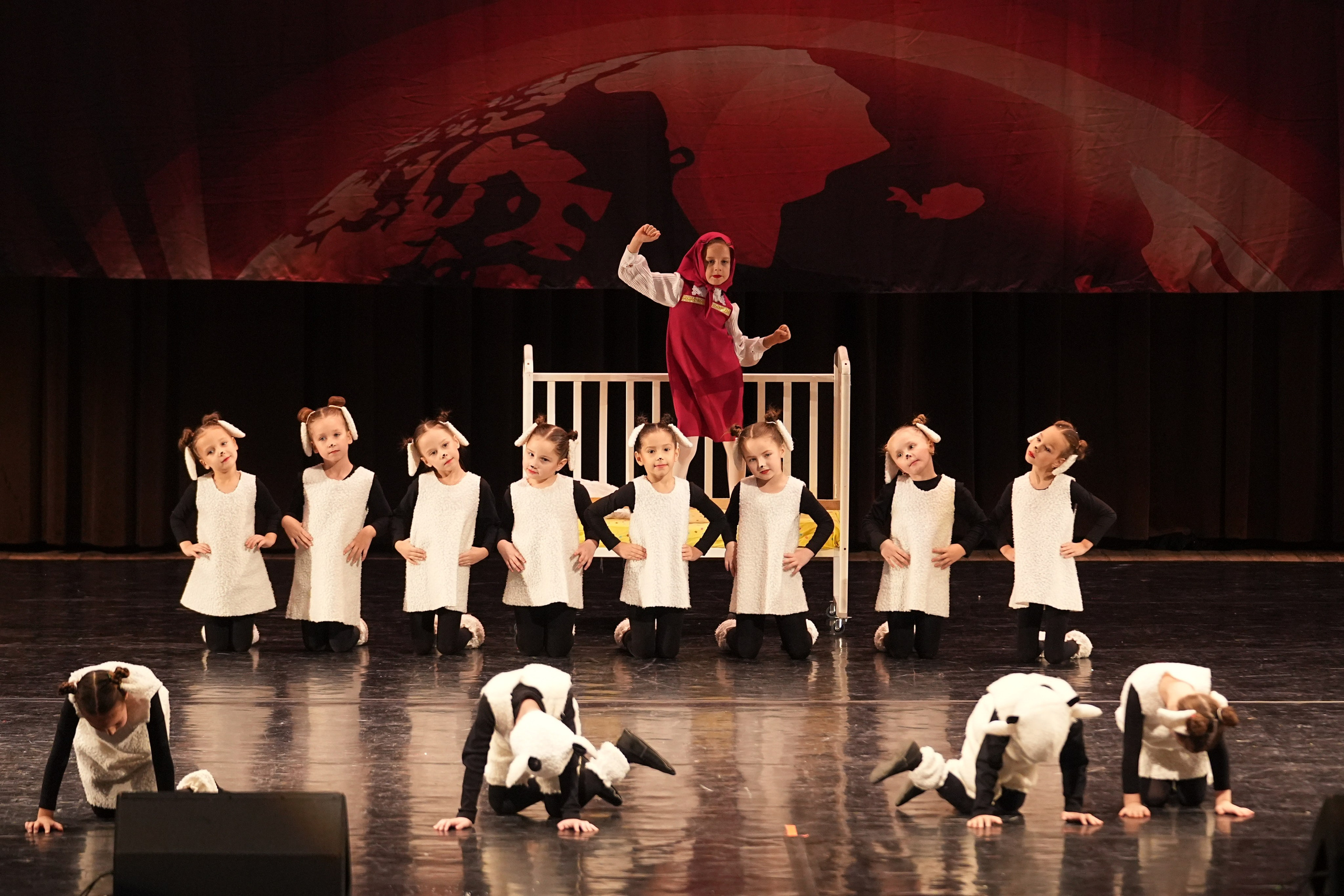 7 декабря, блок 2, г. Москва. Золотое яблочко