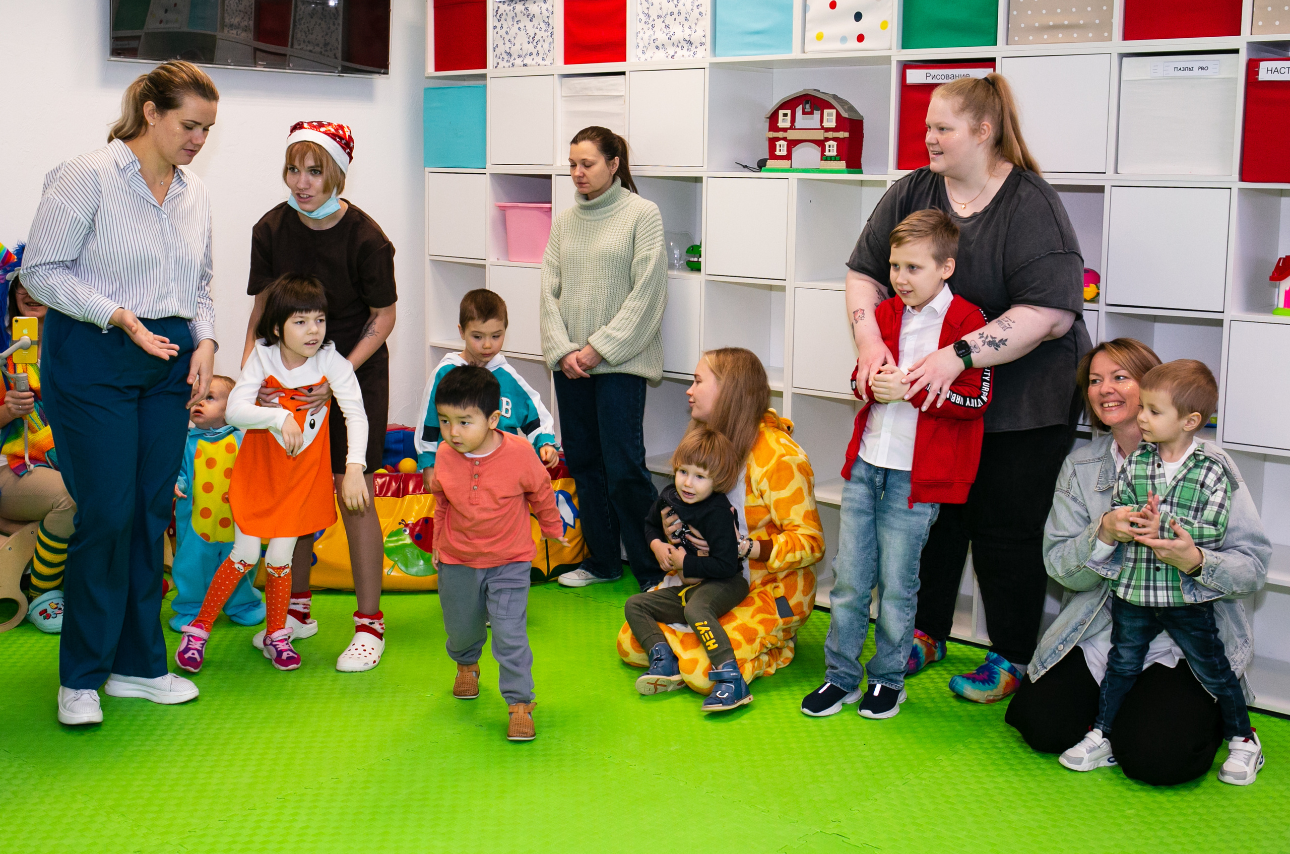 Новогодний утренник. Фотограф новорожденных и семейный фотограф НСО г. Бердск Марина Львова