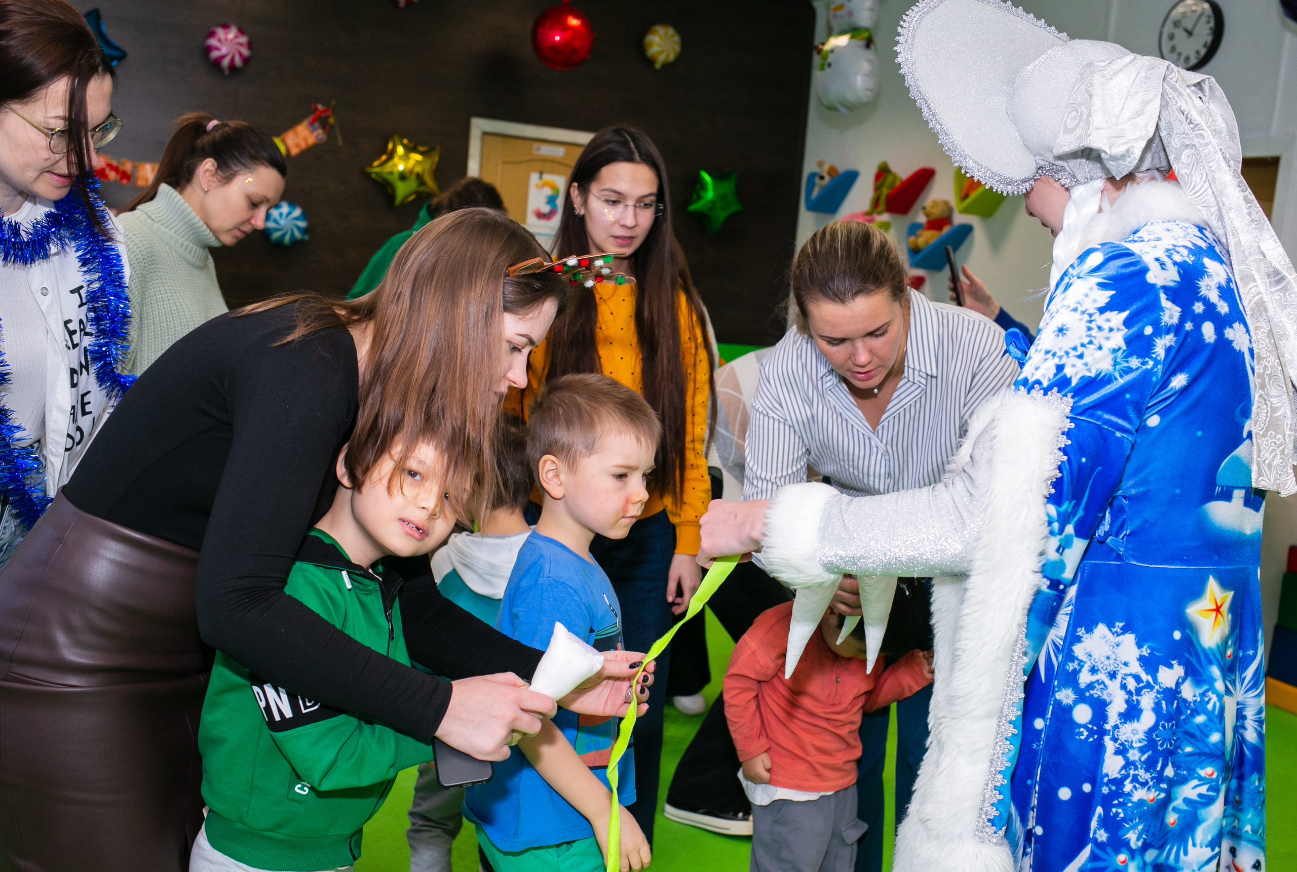 Новогодний утренник. Фотограф новорожденных и семейный фотограф НСО г. Бердск Марина Львова