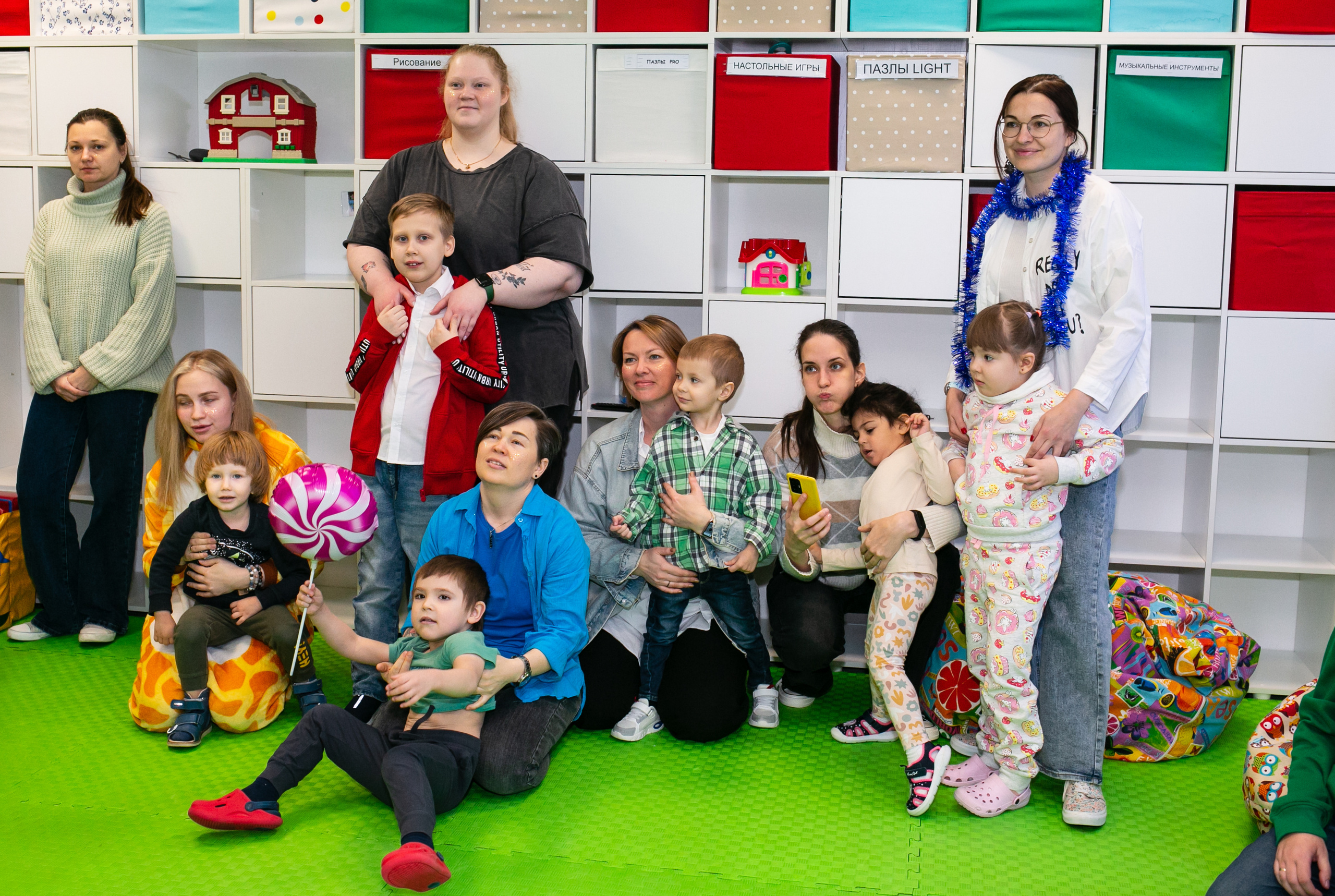 Новогодний утренник. Фотограф новорожденных и семейный фотограф НСО г. Бердск Марина Львова
