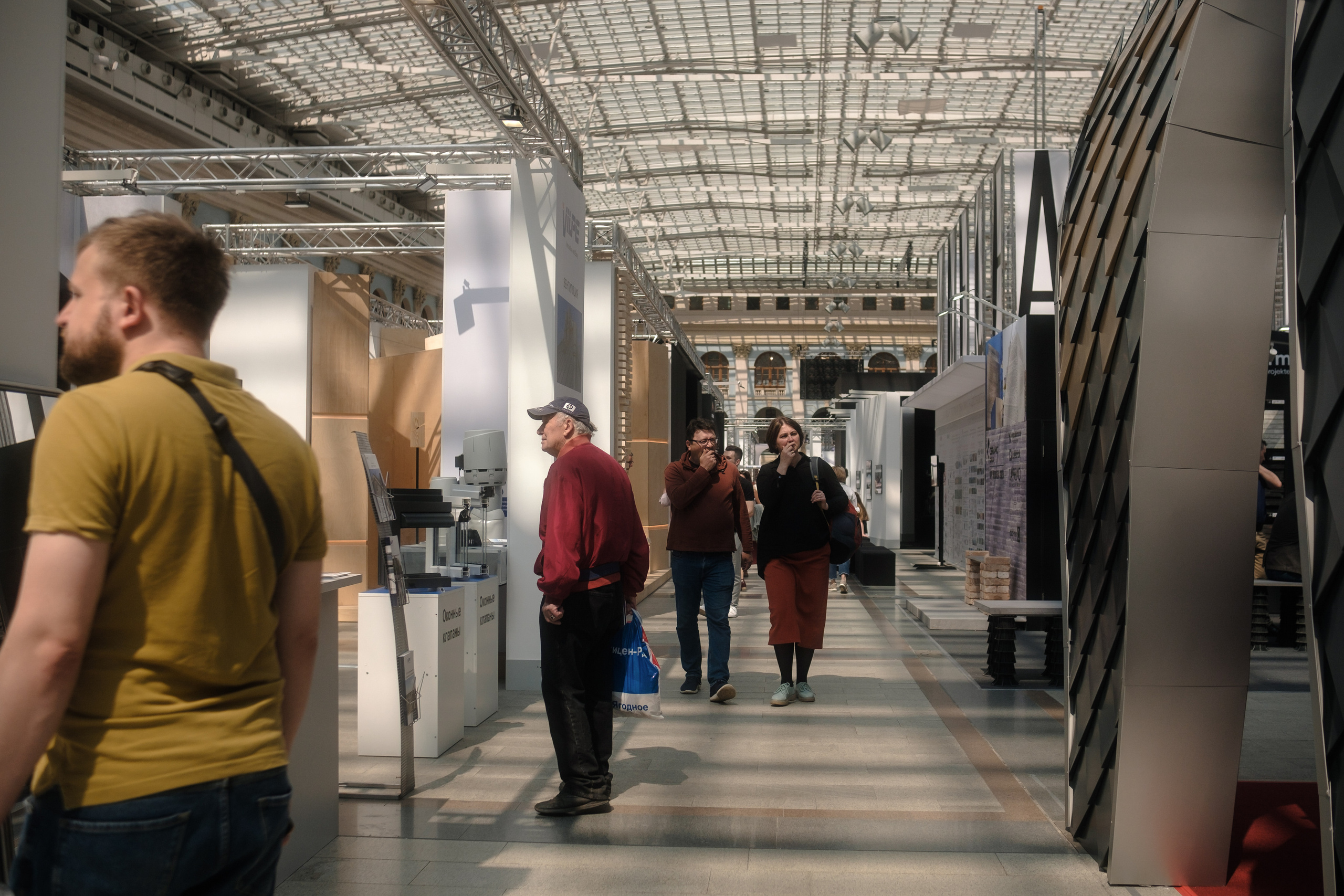 Арх Москва 2023. Репортаж — Бэки — Портреты. Москва, СПб. Алексей Назаров