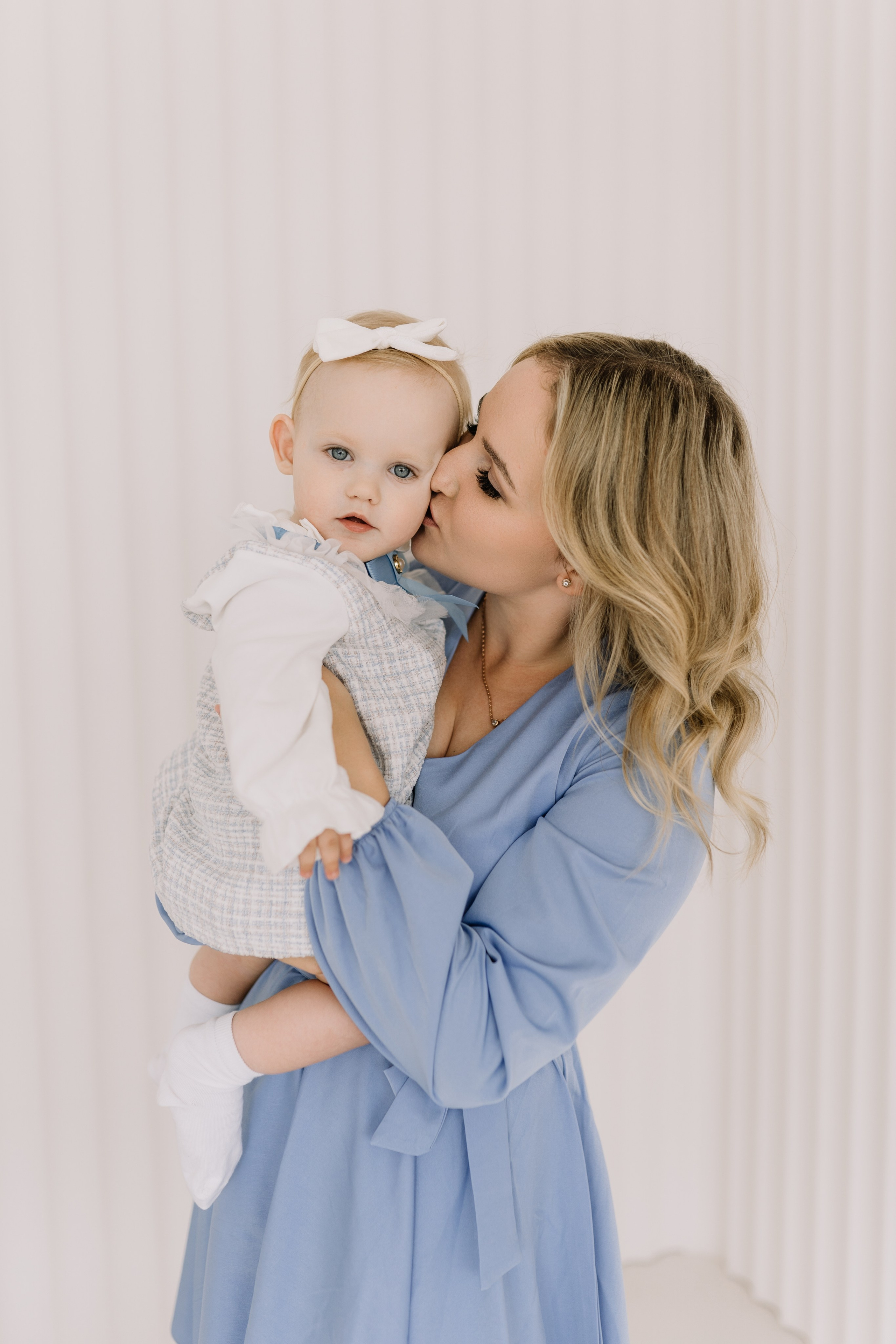 Николь 1 годик