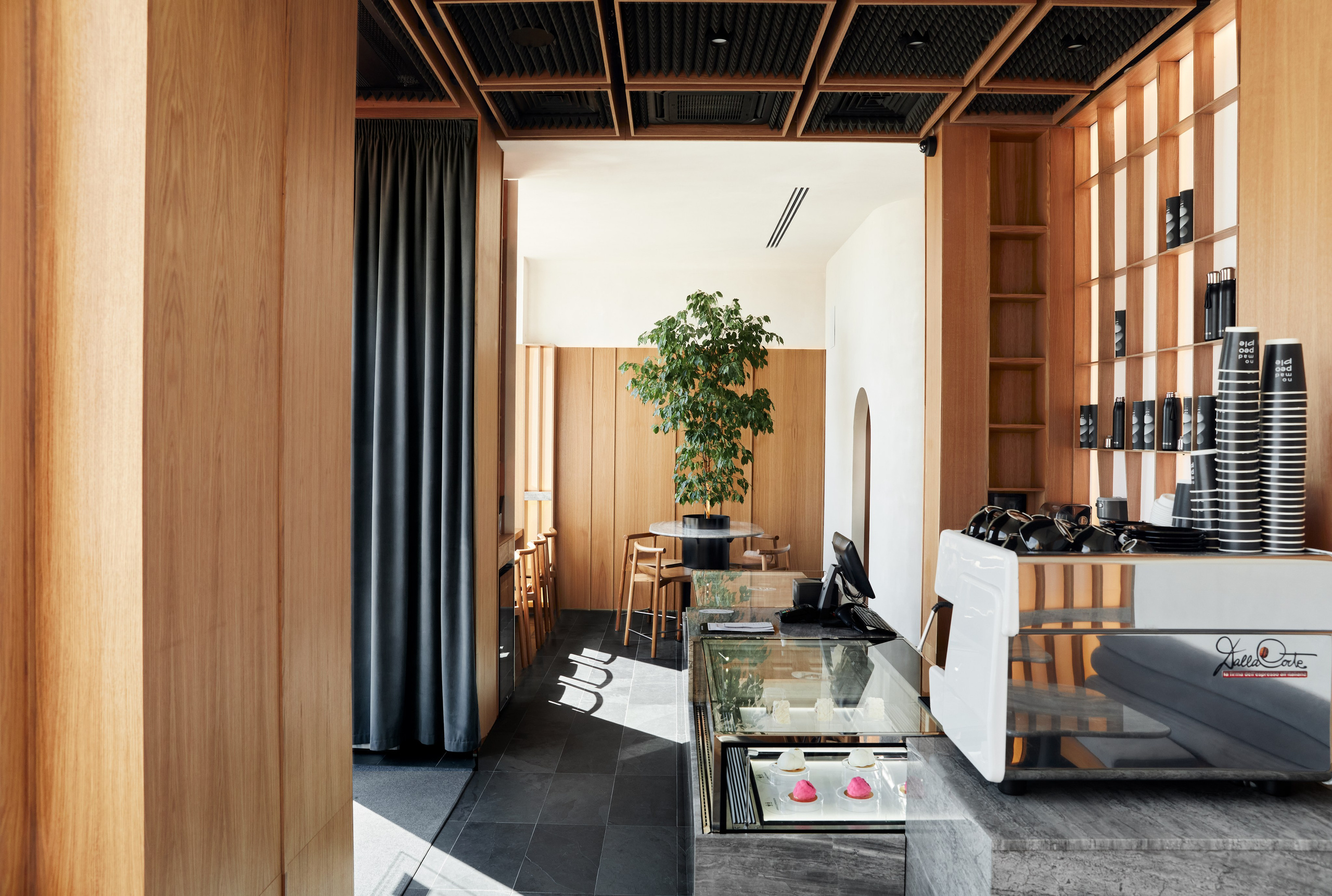 Интерьер йога студии. SHONGIN SERGEI