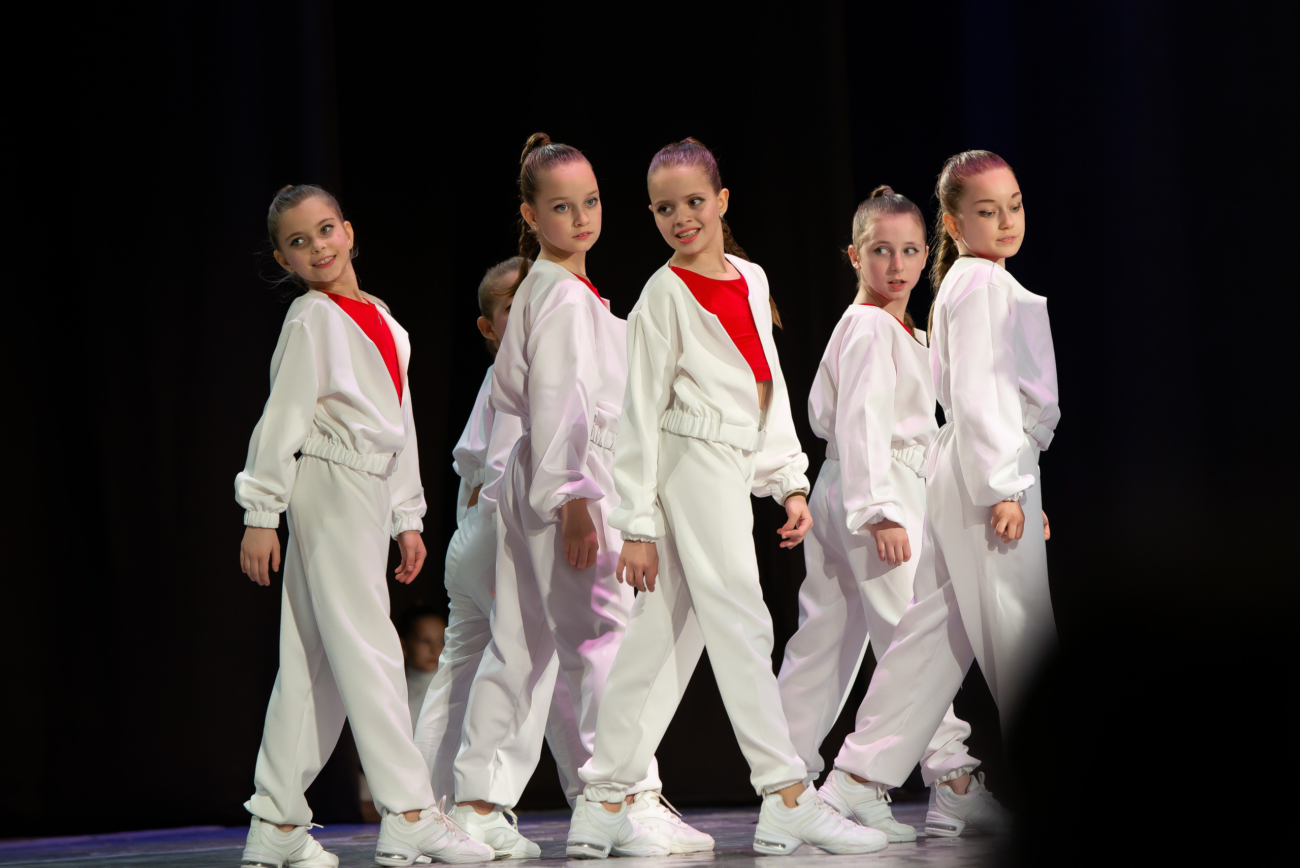 Сцена. Главная