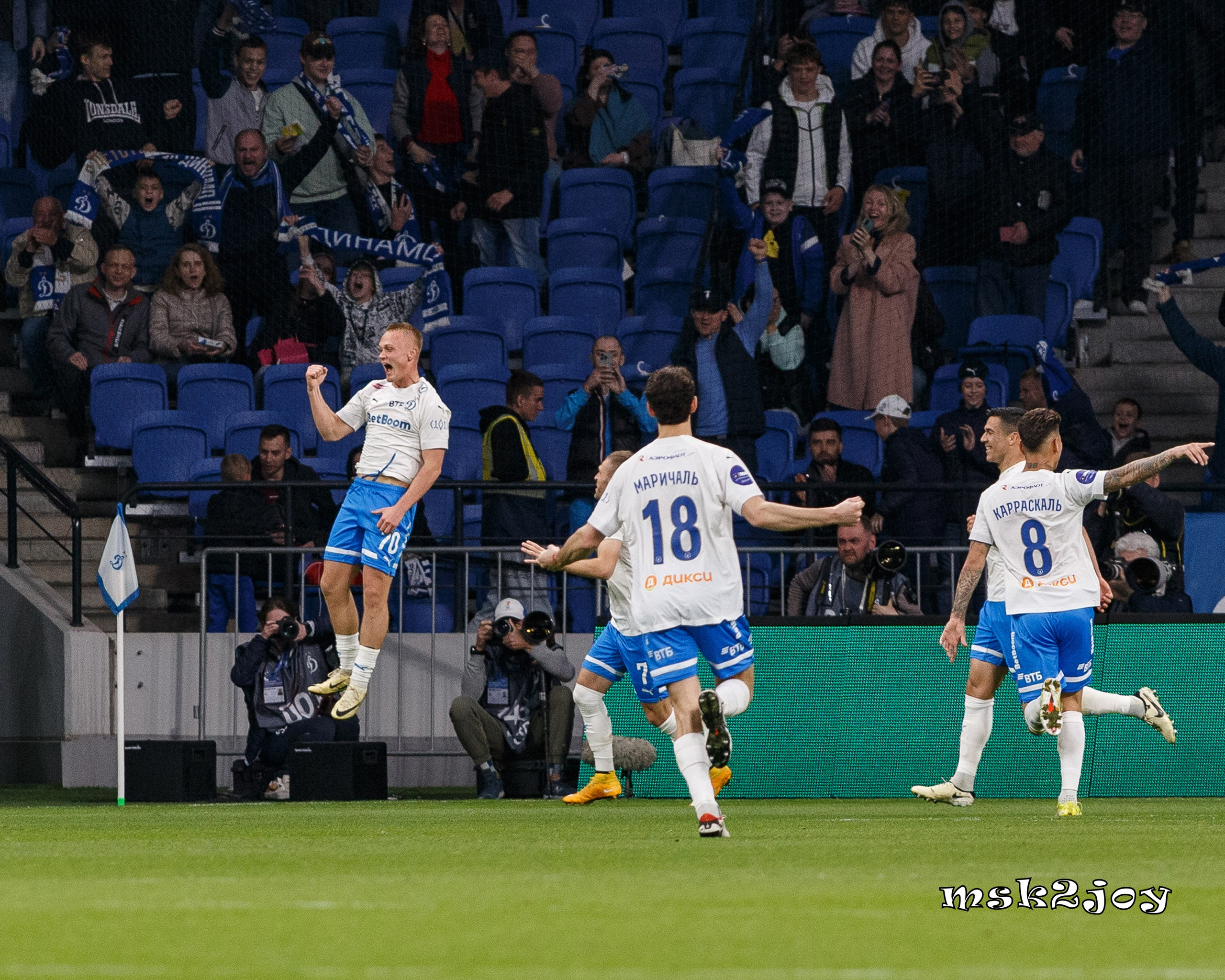 Фоторепортаж. РПЛ. Динамо — Зенит. Михаил Тоцкий портретный и репортажный фотограф в Москве