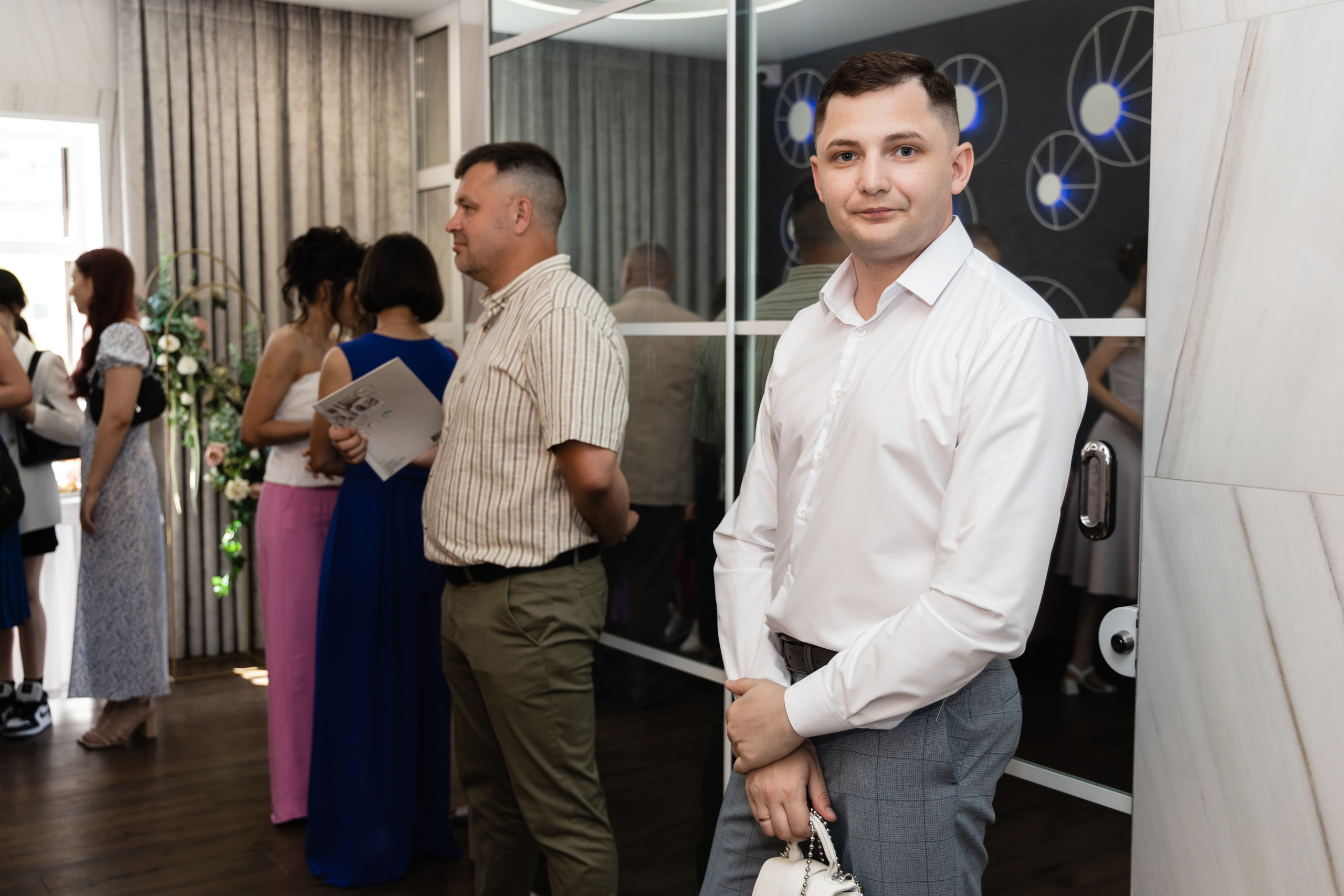 Алёна и Денис (полный день). Фотограф в Барнауле Юлия Садвокасова