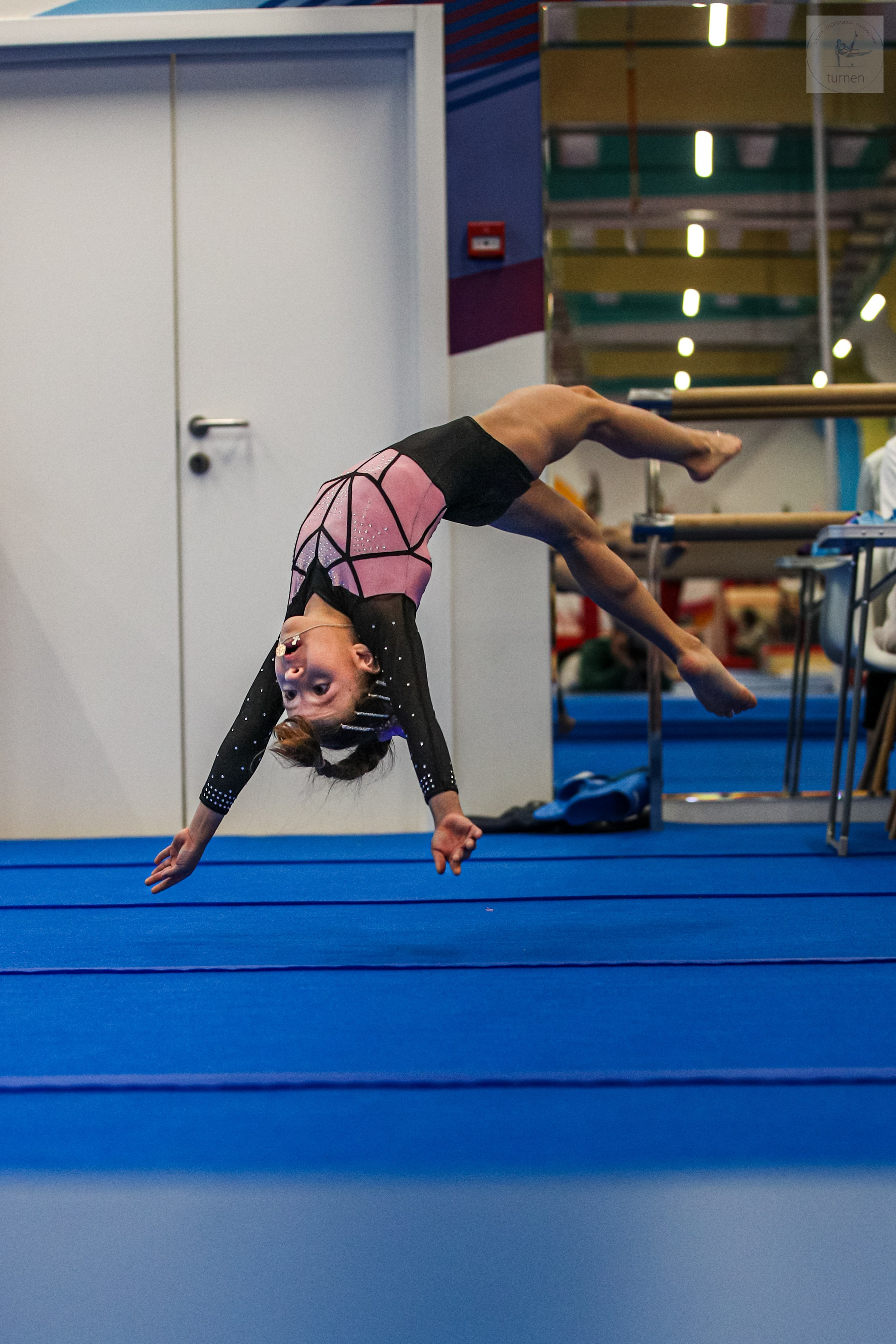 Спортивная гимнастика. Юниоры. Фотограф в Москве портреты | репортажи | спорт