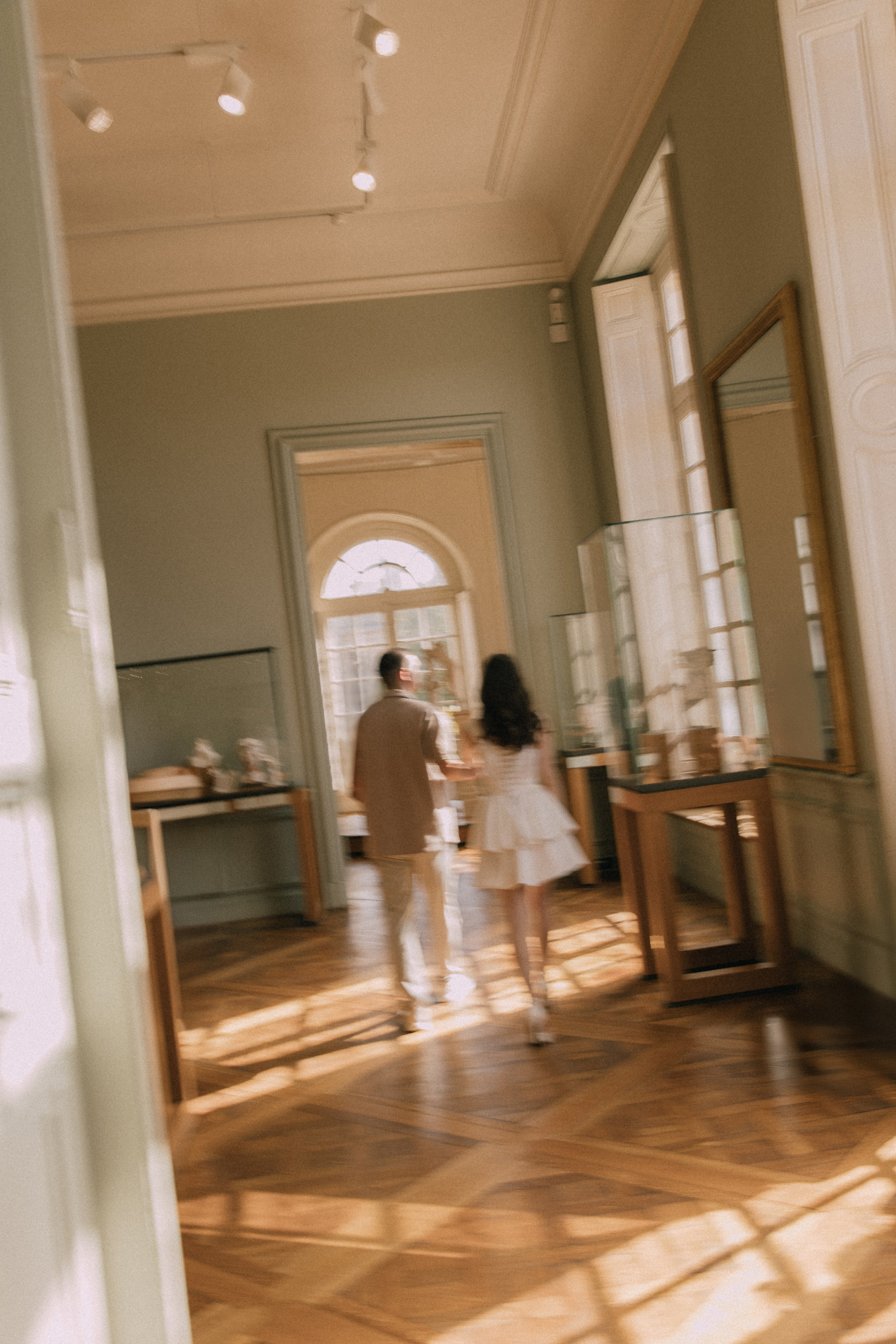 Love is a masterpiece. Photographer in Paris