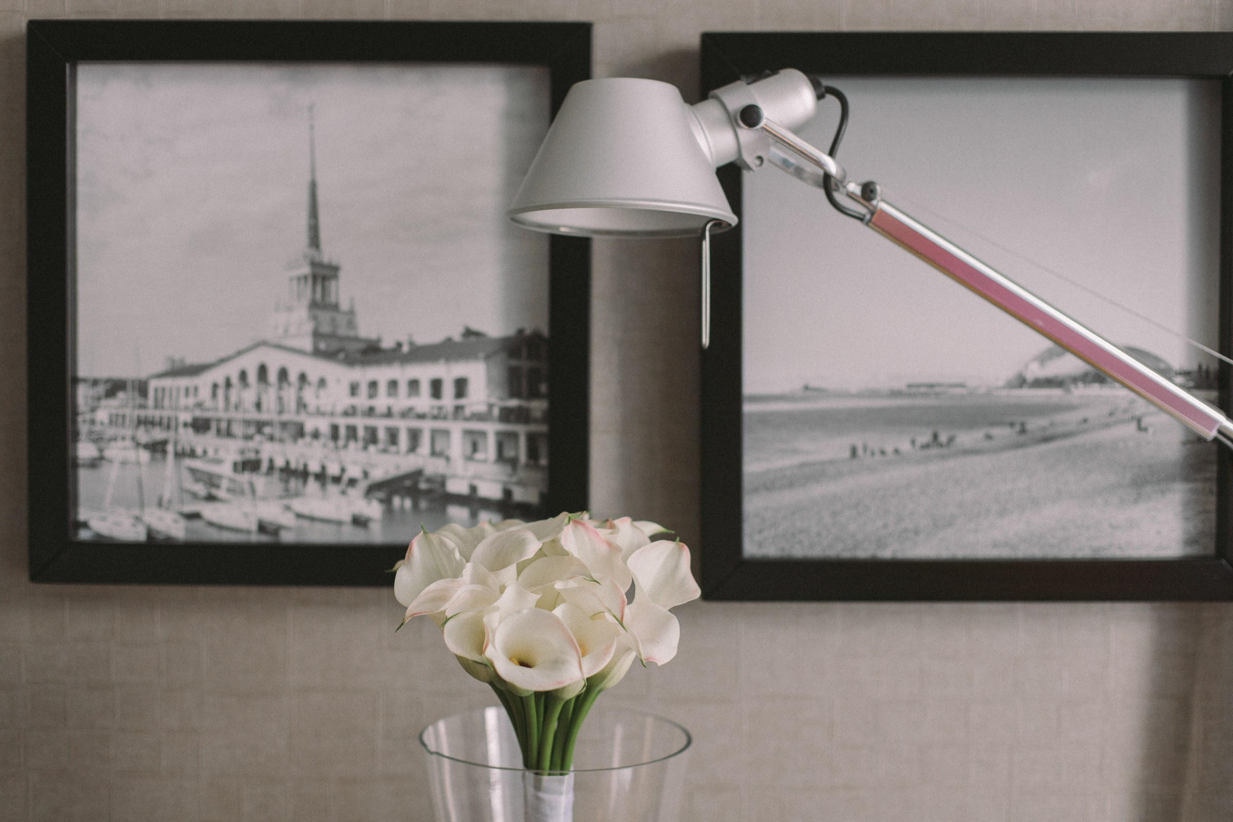 Свадебный день для двоих: сборы невесты в пятизвёздочном отеле и прогулкой пары в горах Красной поляны. Свадебный, репортажный и портретный фотограф Сочи, Краснодар. Александра Зайцева