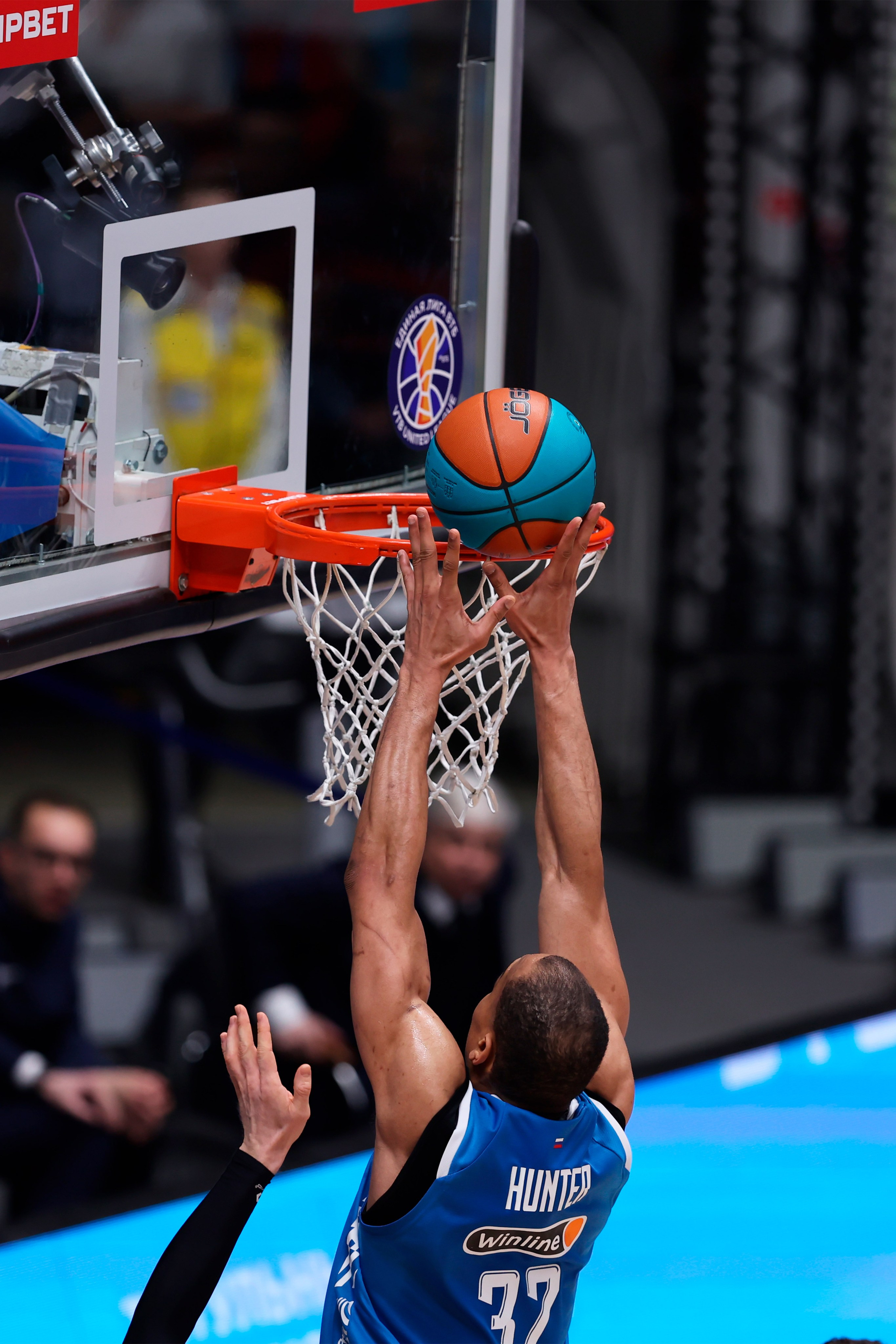 БК Зенит — БК Уникс 13.02.2025. Спортивный и репортажный фотограф Антон Тереханов