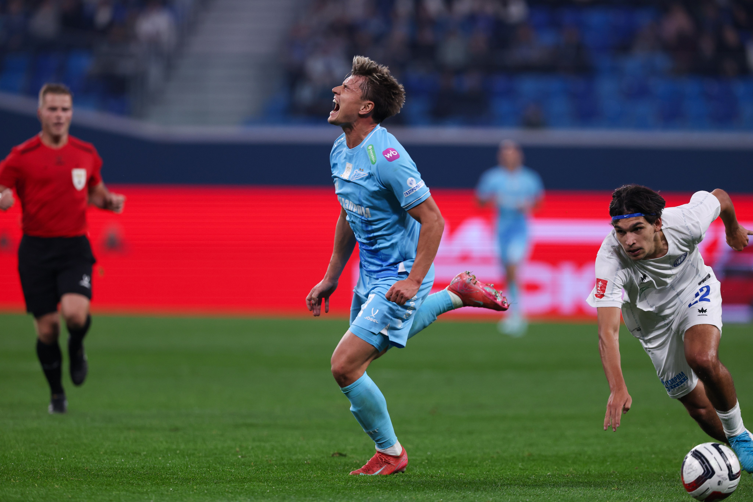 ФК Зенит -ФК Оренбург Fonbet Кубок России 2025/26. Спортивный и репортажный фотограф Антон Тереханов