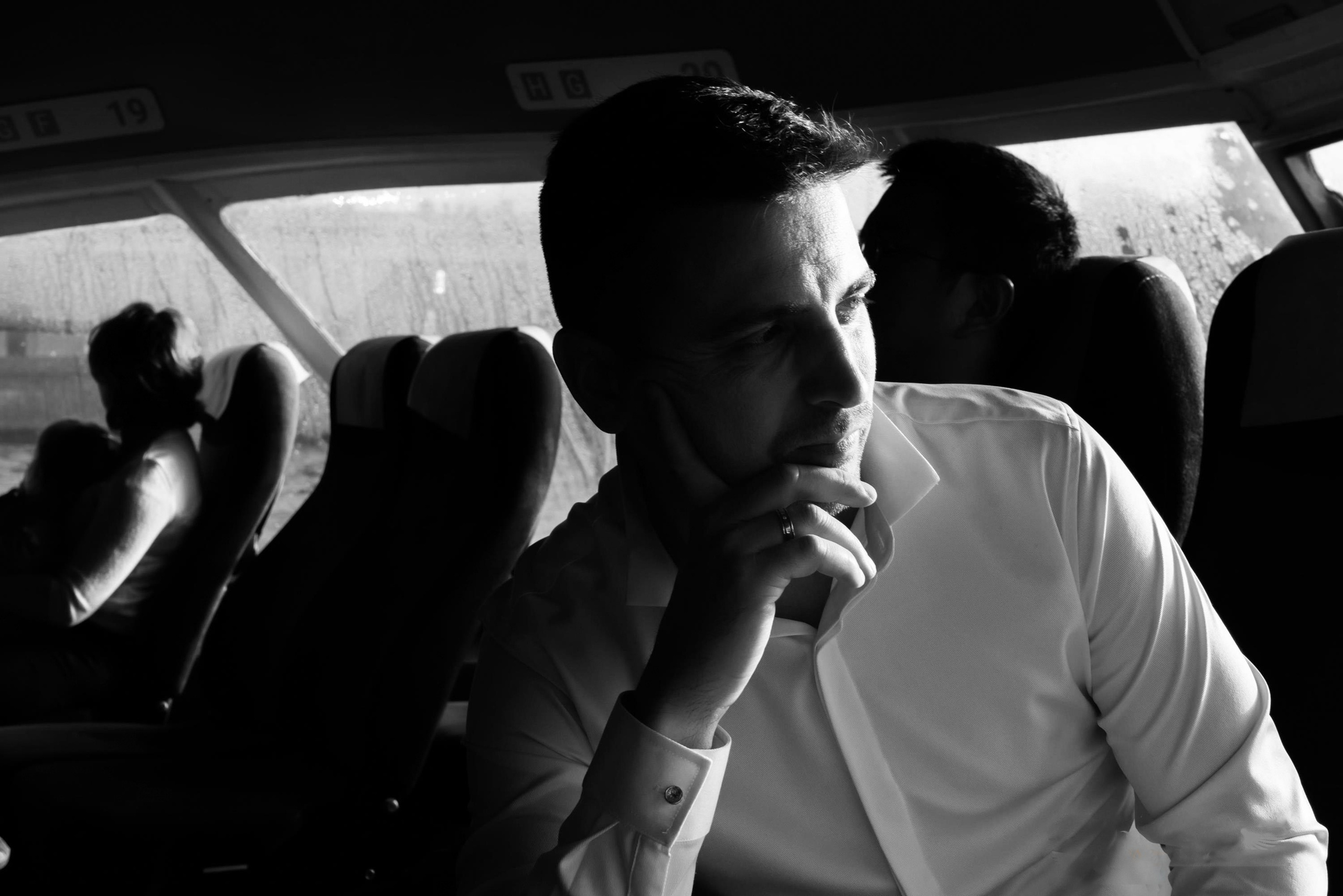 Регистрация в Петергофе, прогулка на метеоре. Елизавета и Роман. Свадебный, семейный и контент фотограф в Санкт- Петербурге Елена Грие