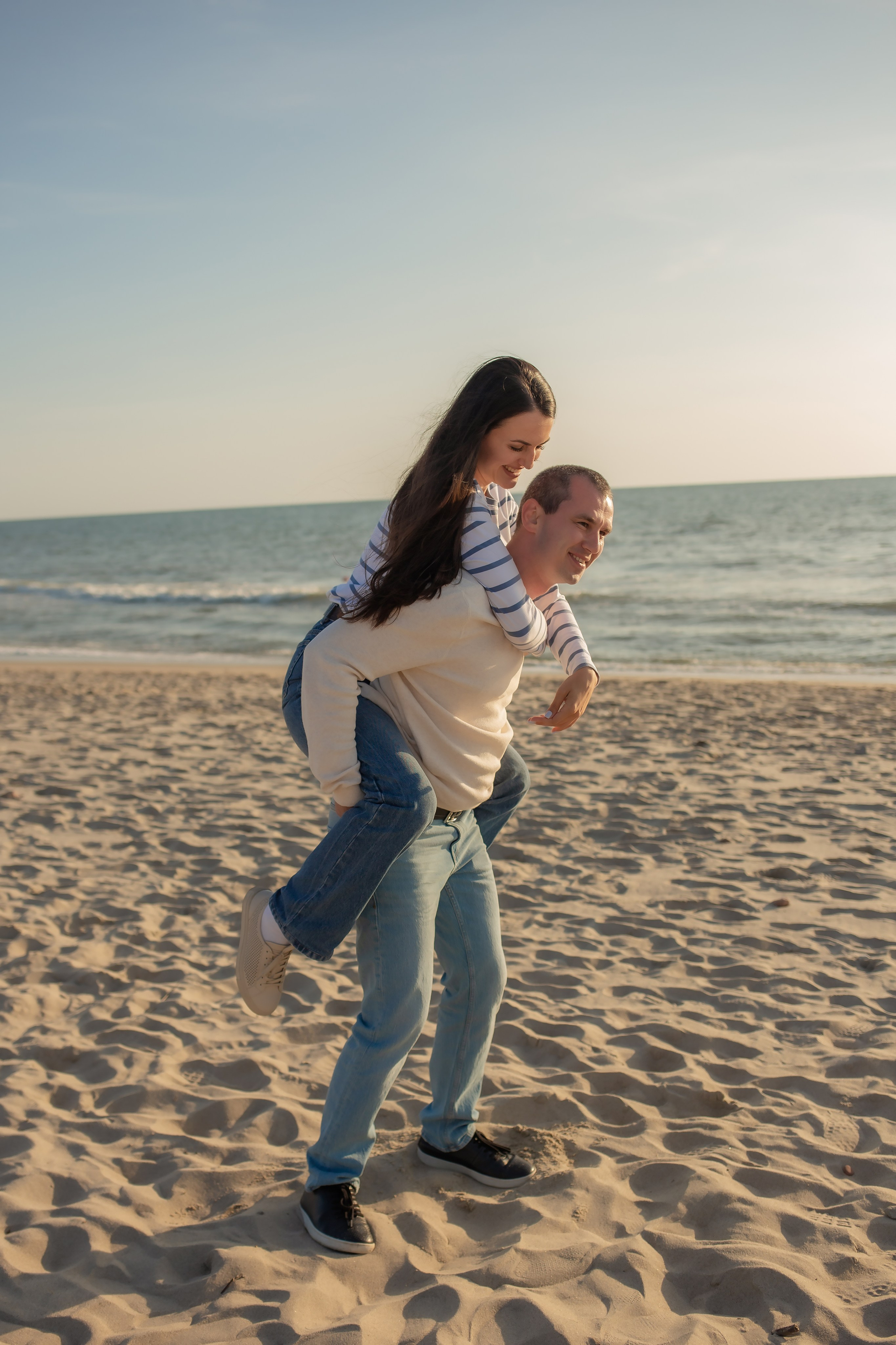 Павел и Татьяна. Закат в Янтарном. Фотограф в Калининграде Решетникова Алина