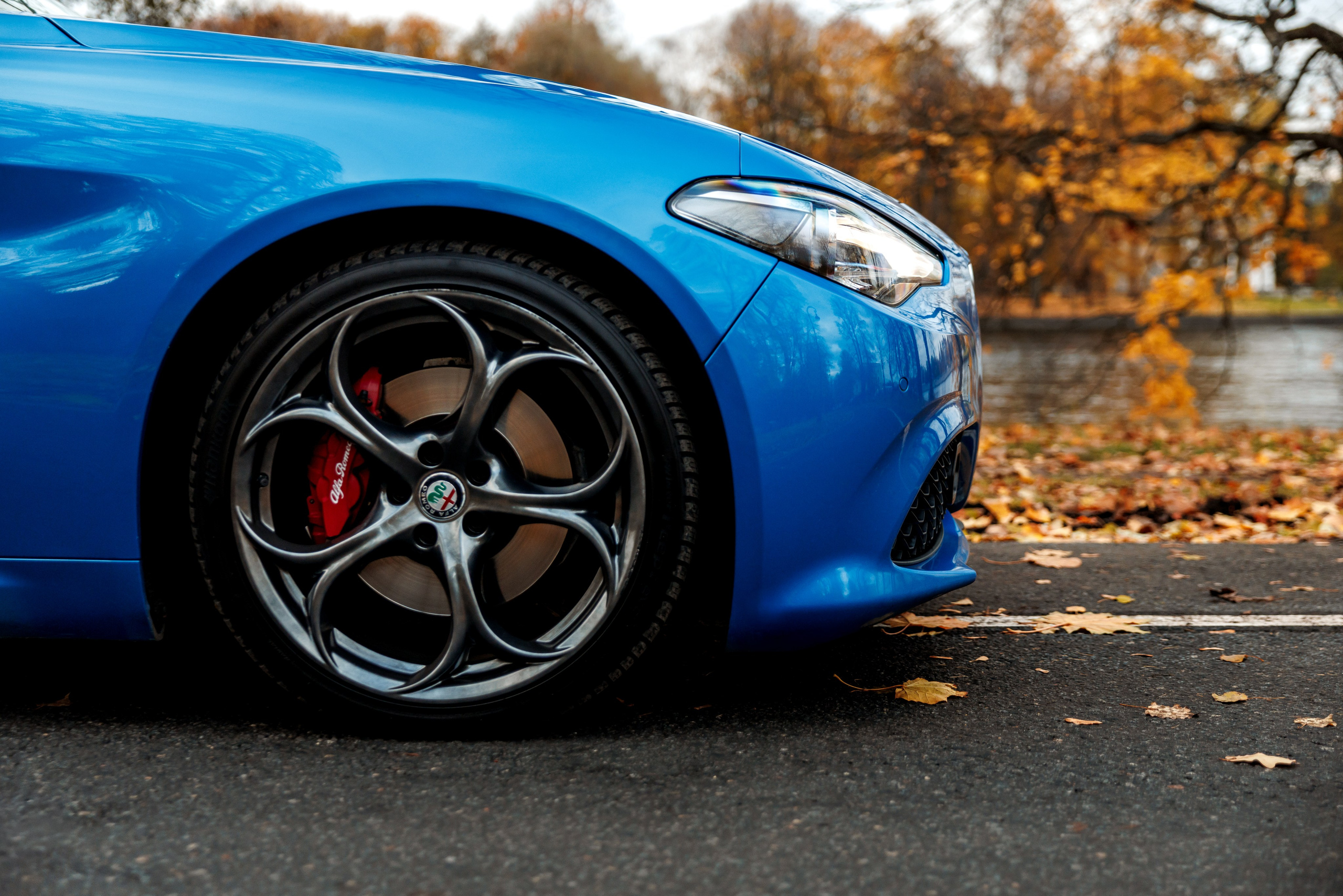 Авто. Фотограф Иван Петров