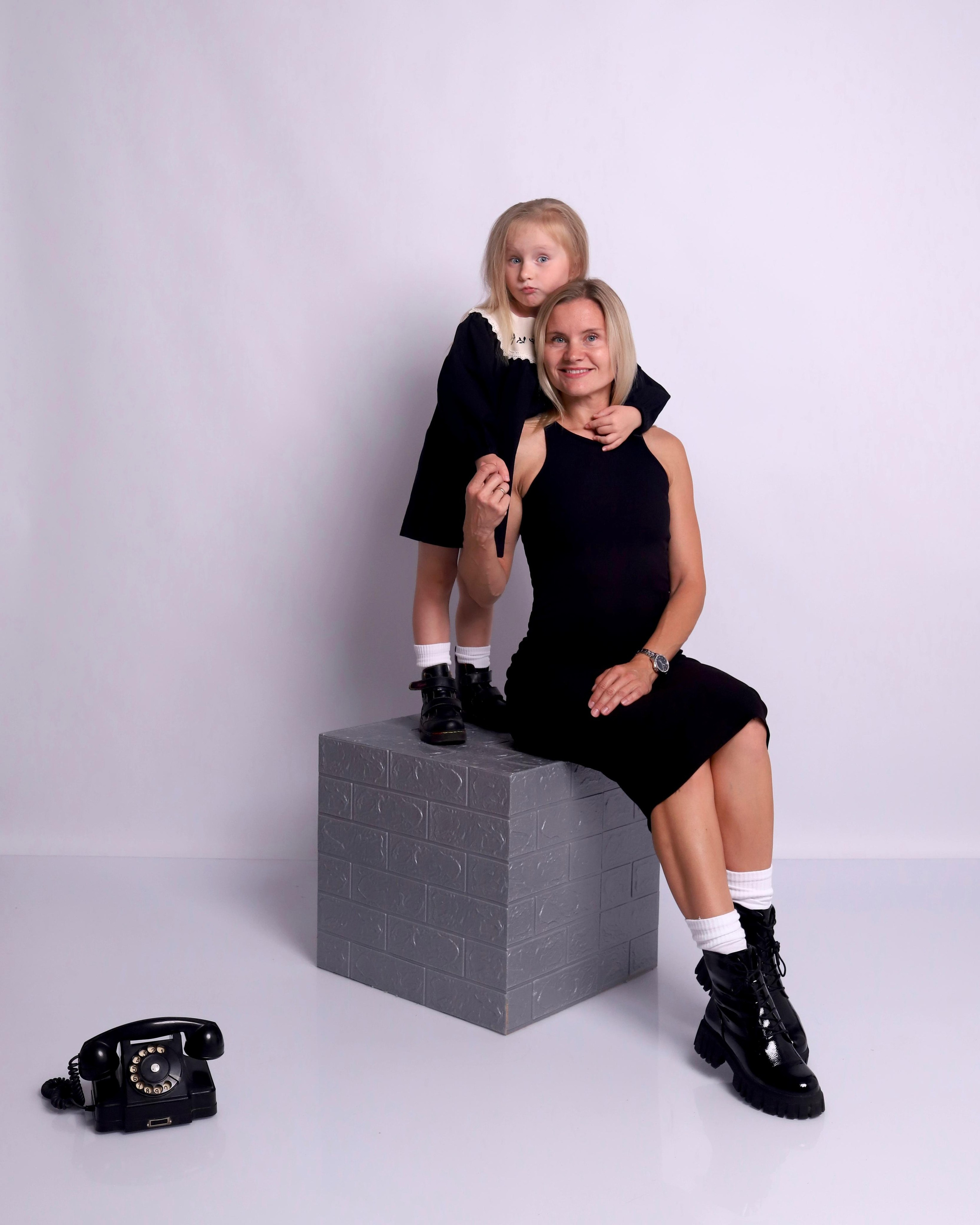 Реальные фотографии наших гостей. Фотостудия самообслуживания. Студия без фотографа в Твери