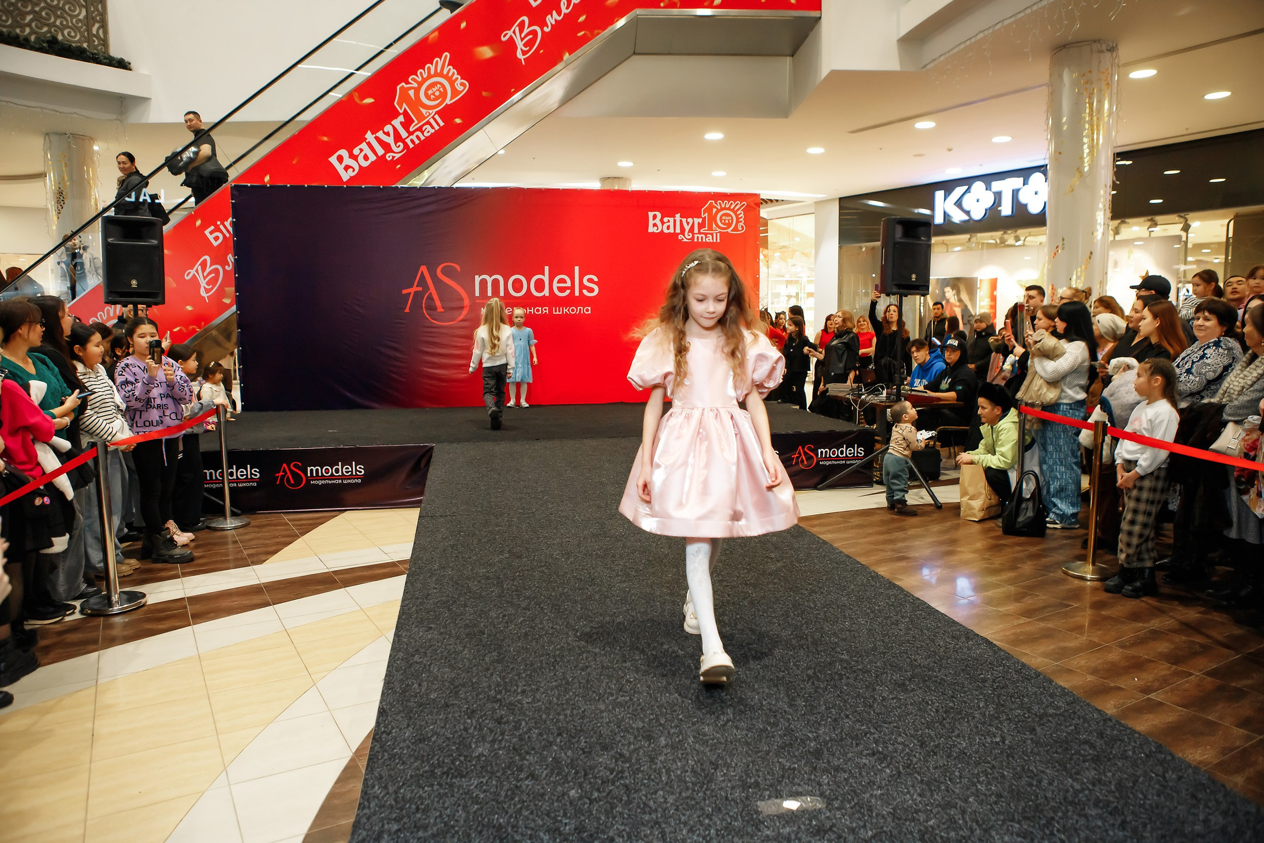 Fashion Show модельной школы AS Models. Кипятком Павлодар
