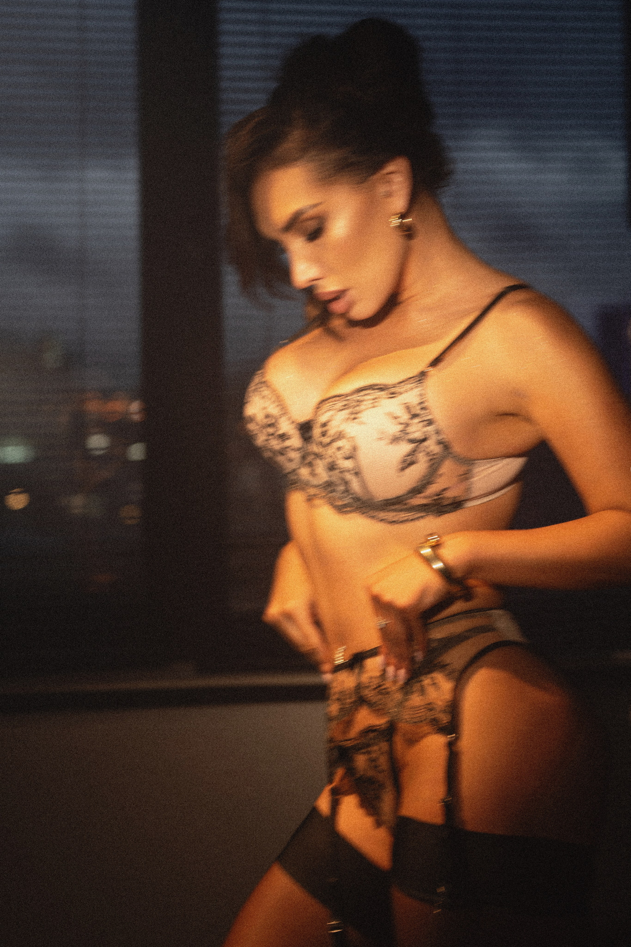 В СТУДИИ. Коммерческий фотограф в Москве Андрей Шапар