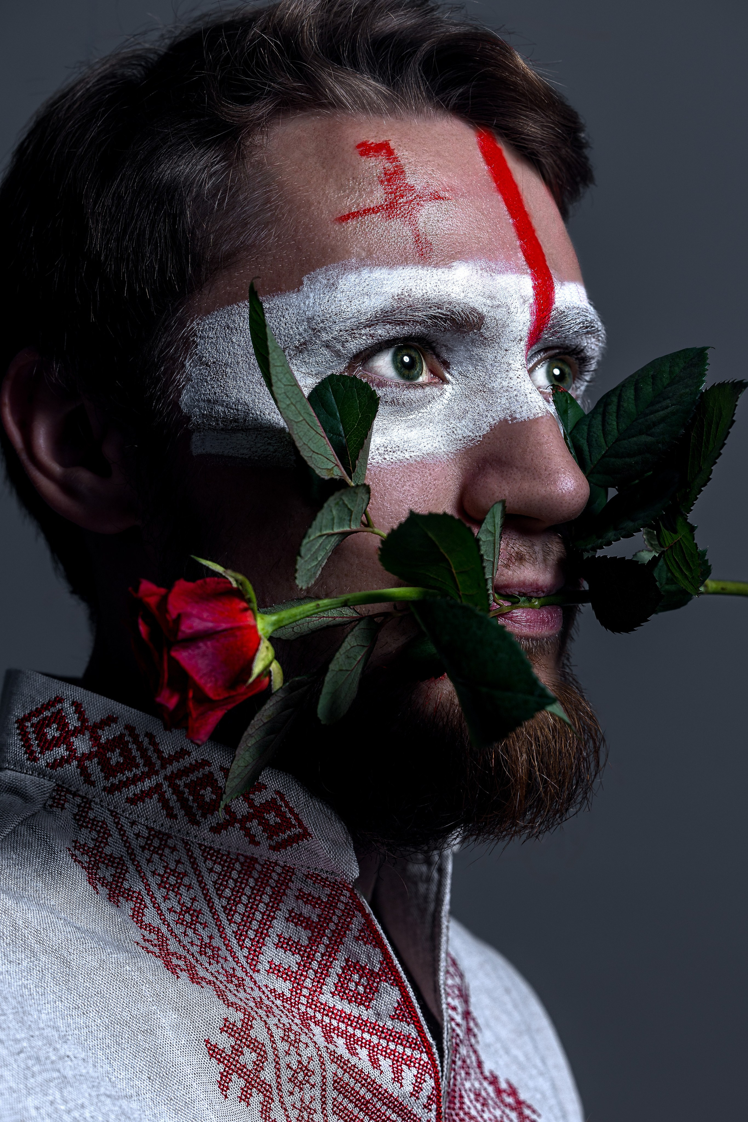 Портрет в славянском стиле