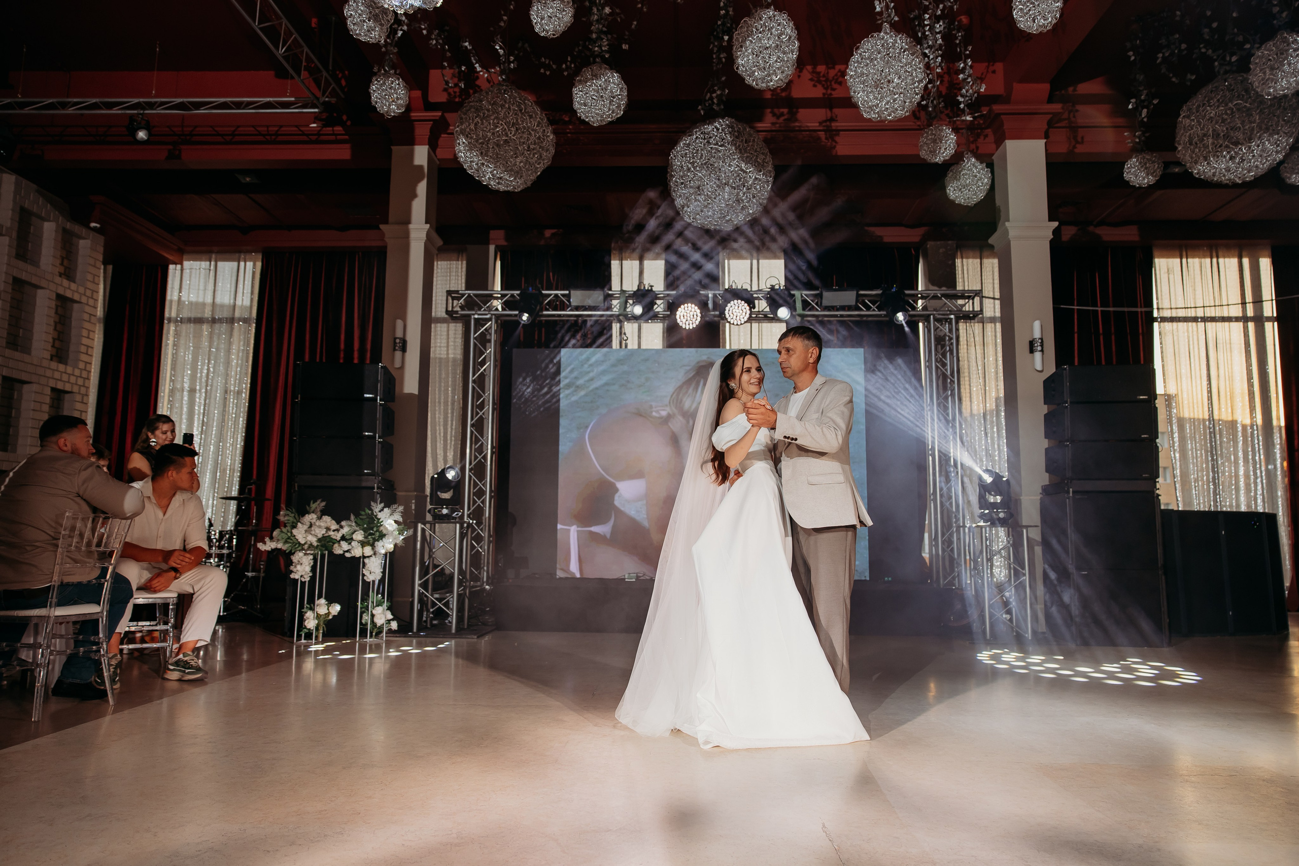 Николай и Ангелина. Фотограф Тимербаева Алина г. Сургут