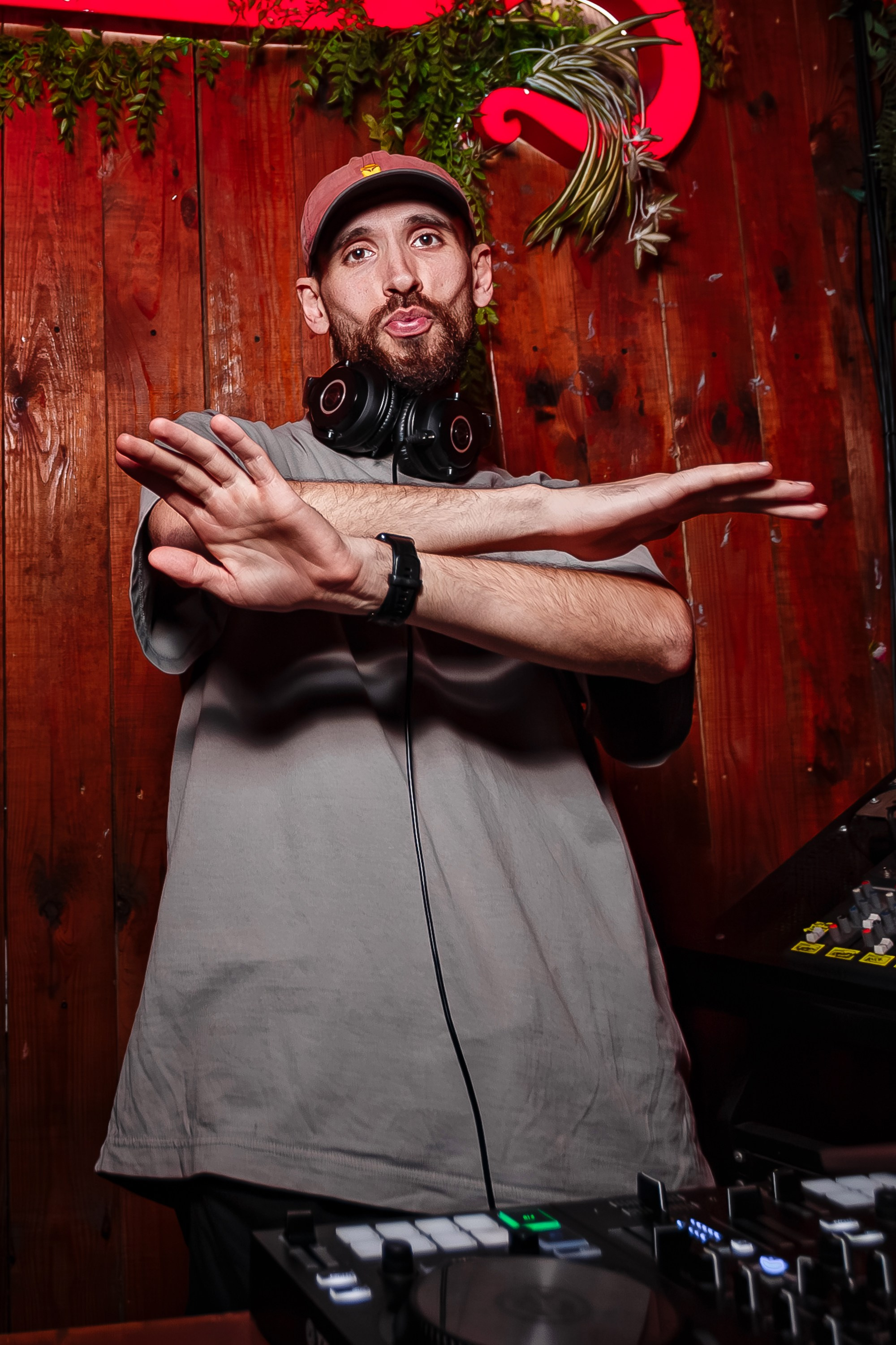 Пятница 13. Сумерки_El Pastor_Симферополь_13.12.2024. Аминов Руслан | Фотограф