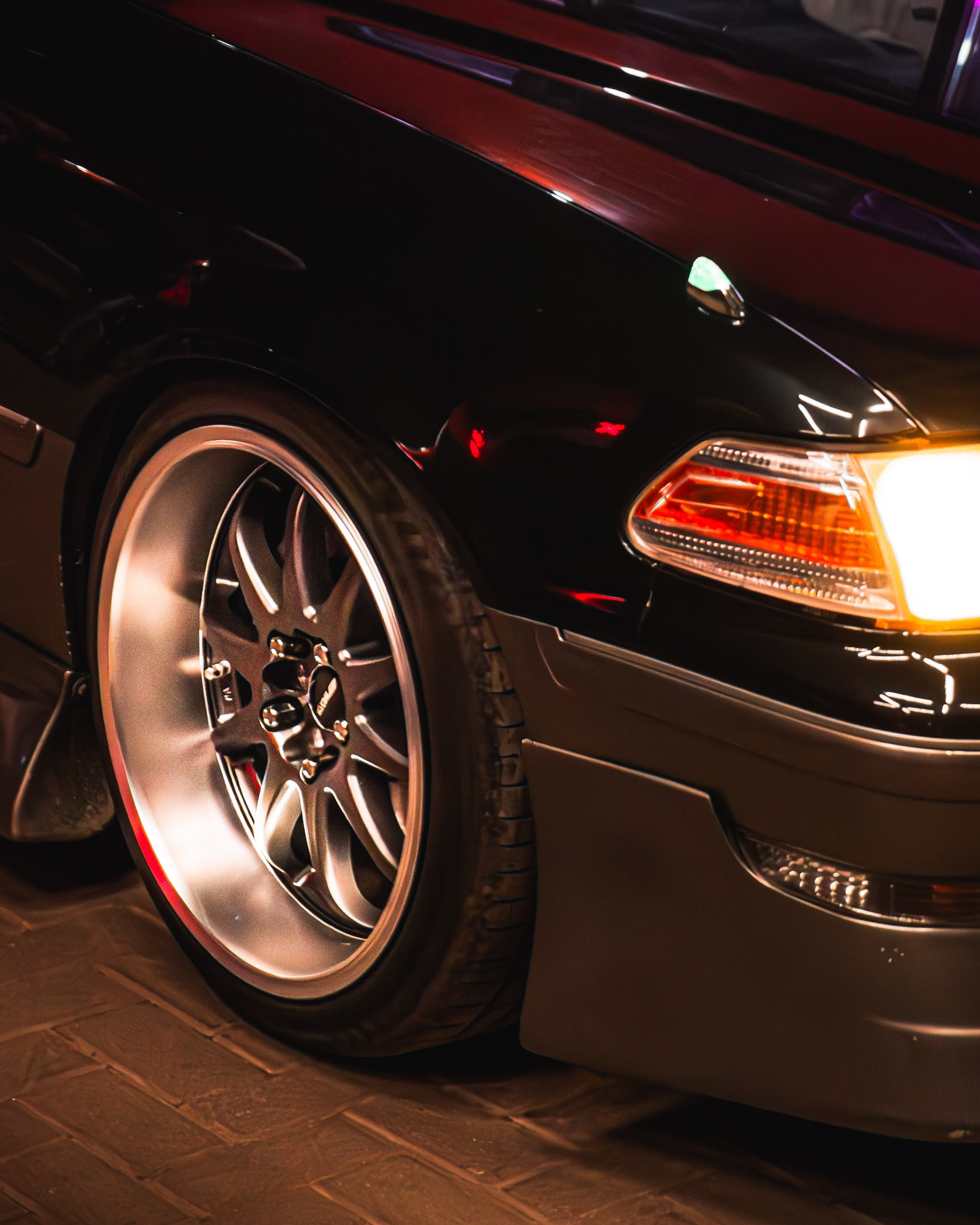 DOWNFLY. Автомобильный фотограф в Москве