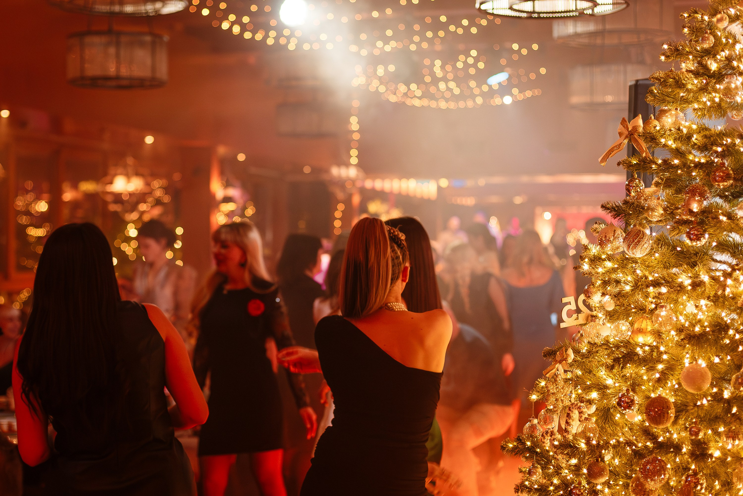 Новогодние корпоративы_Simfero_Симферополь_25.12.2024. Аминов Руслан | Фотограф