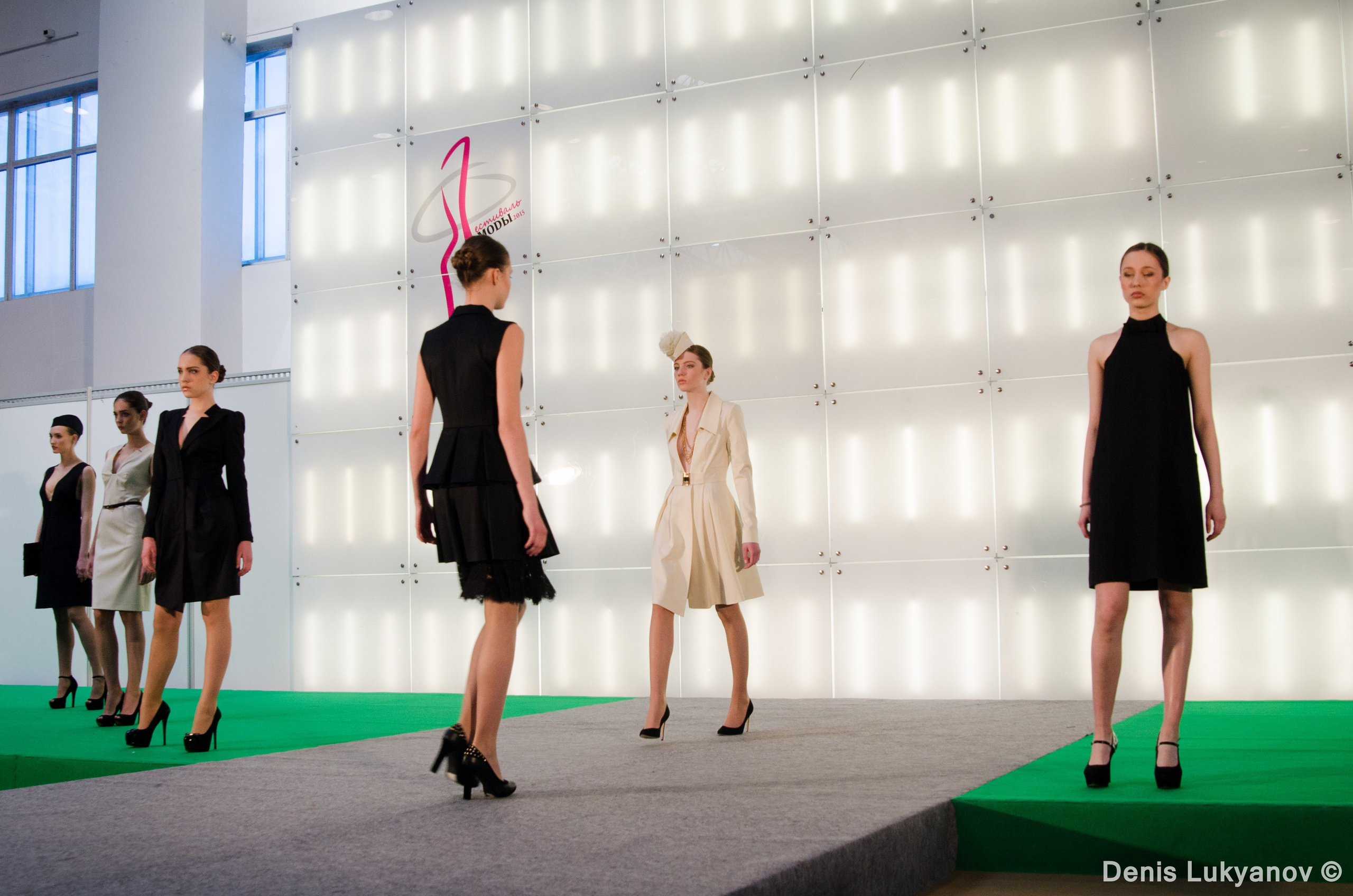 Формула Моды.Континент. Свадебный и семейный фотограф Денис Лукьянов в Краснодаре, Краснодарском крае и Республике Крым