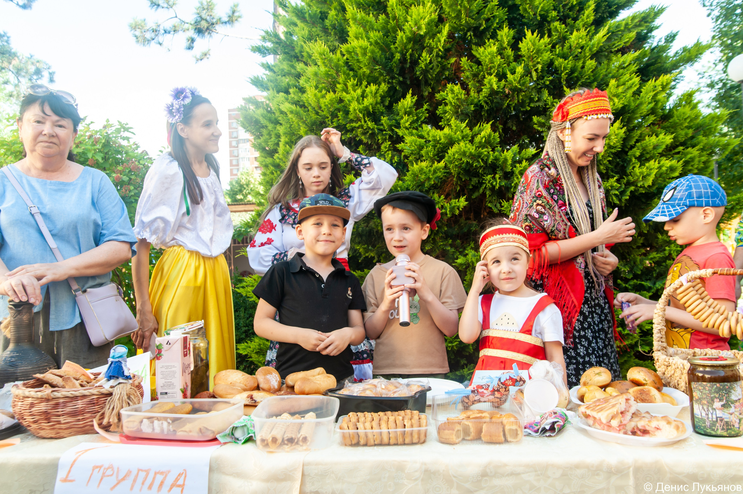 Ярмарка. Свадебный и семейный фотограф Денис Лукьянов в Краснодаре, Краснодарском крае и Республике Крым