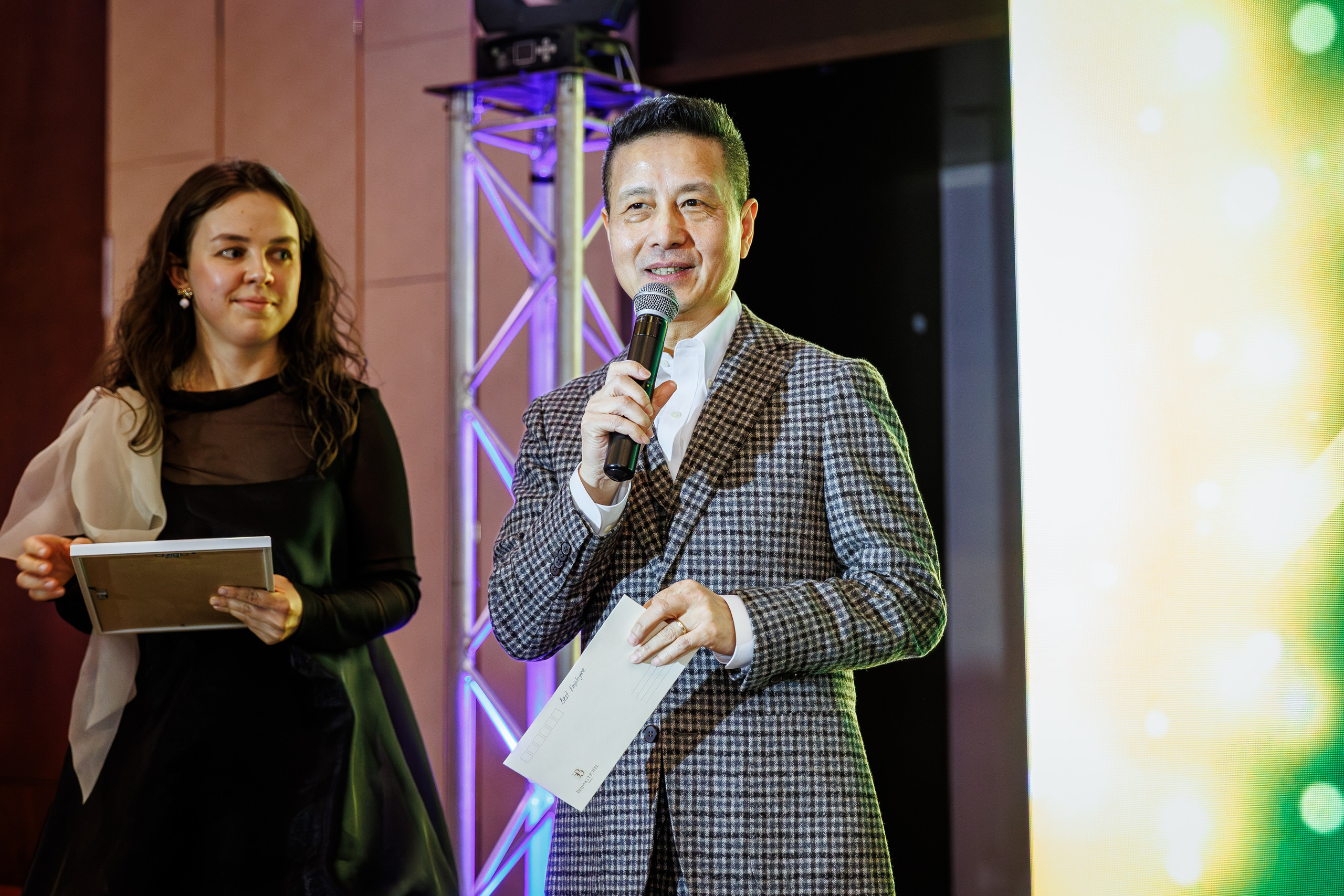 Новогодний корпоратив Отеля «Пекин». Репортажный фотограф Минск ❘ Костецкий Илья ❘ Беларусь